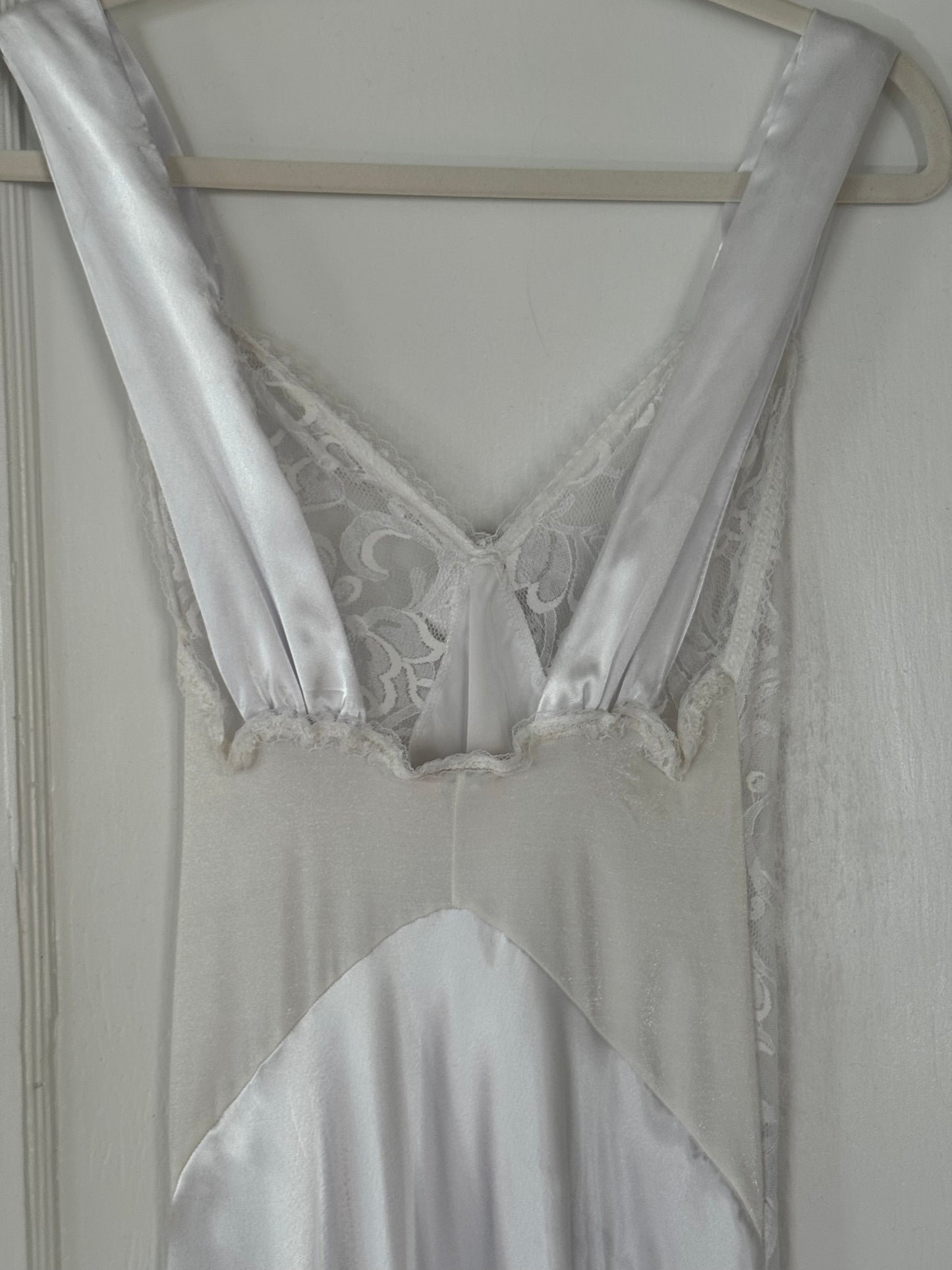 Rare Mara Intimates Lace Rosette & Ribbon Detail Slip Dress