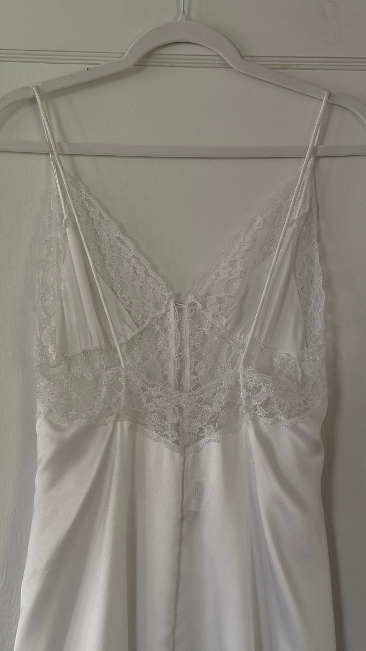 White Lace Detail Button Slip