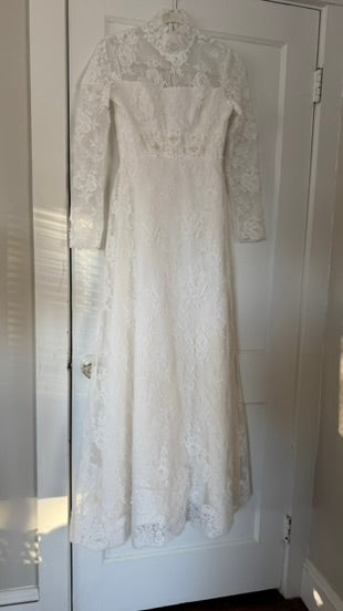 Long Sleeve Lace Wedding Dress