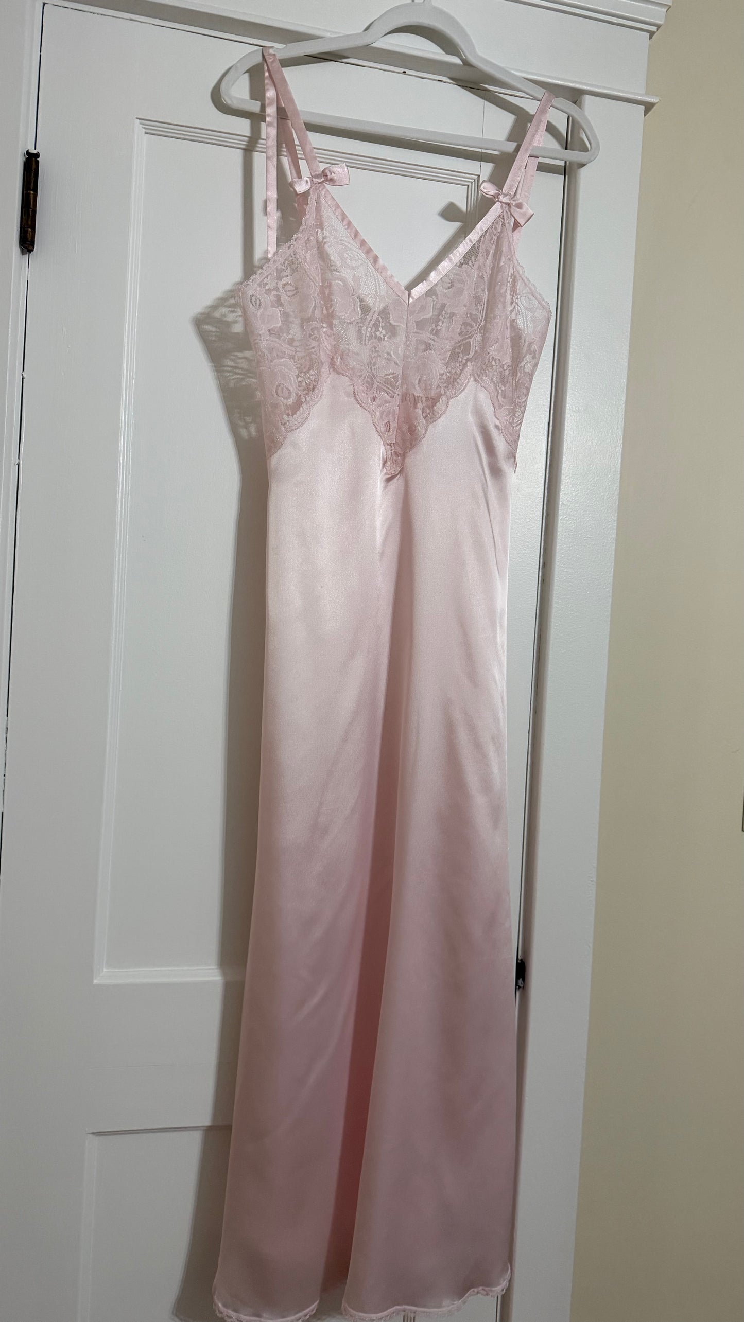 Pink Low Back Bow Detail Slip