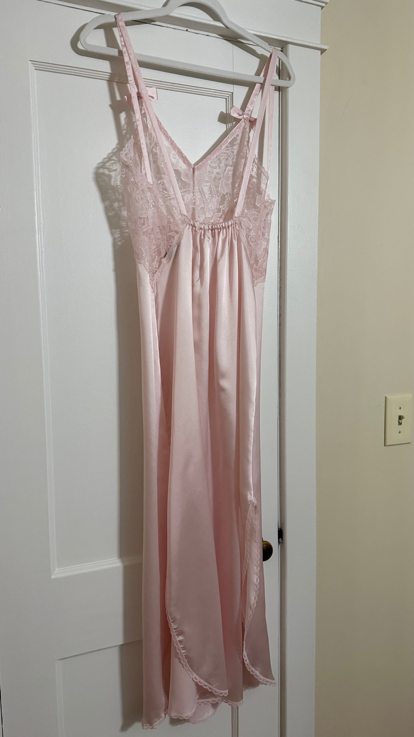 Pink Low Back Bow Detail Slip