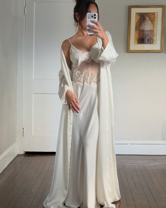 Rare Lace Detail Lace Peignoir Set