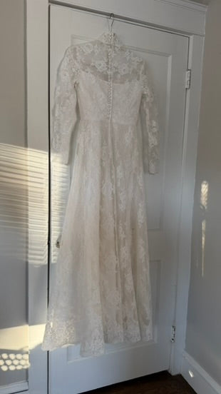 Long Sleeve Lace Wedding Dress