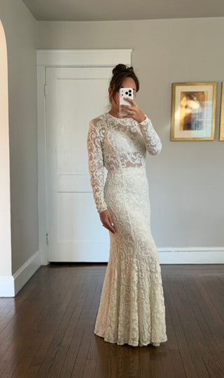 Vintage Ivory Stretch Lace Overlay Gown