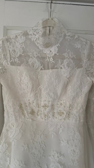 Long Sleeve Lace Wedding Dress