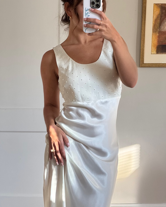 90s Victoria Secret Pearl Detail Slip