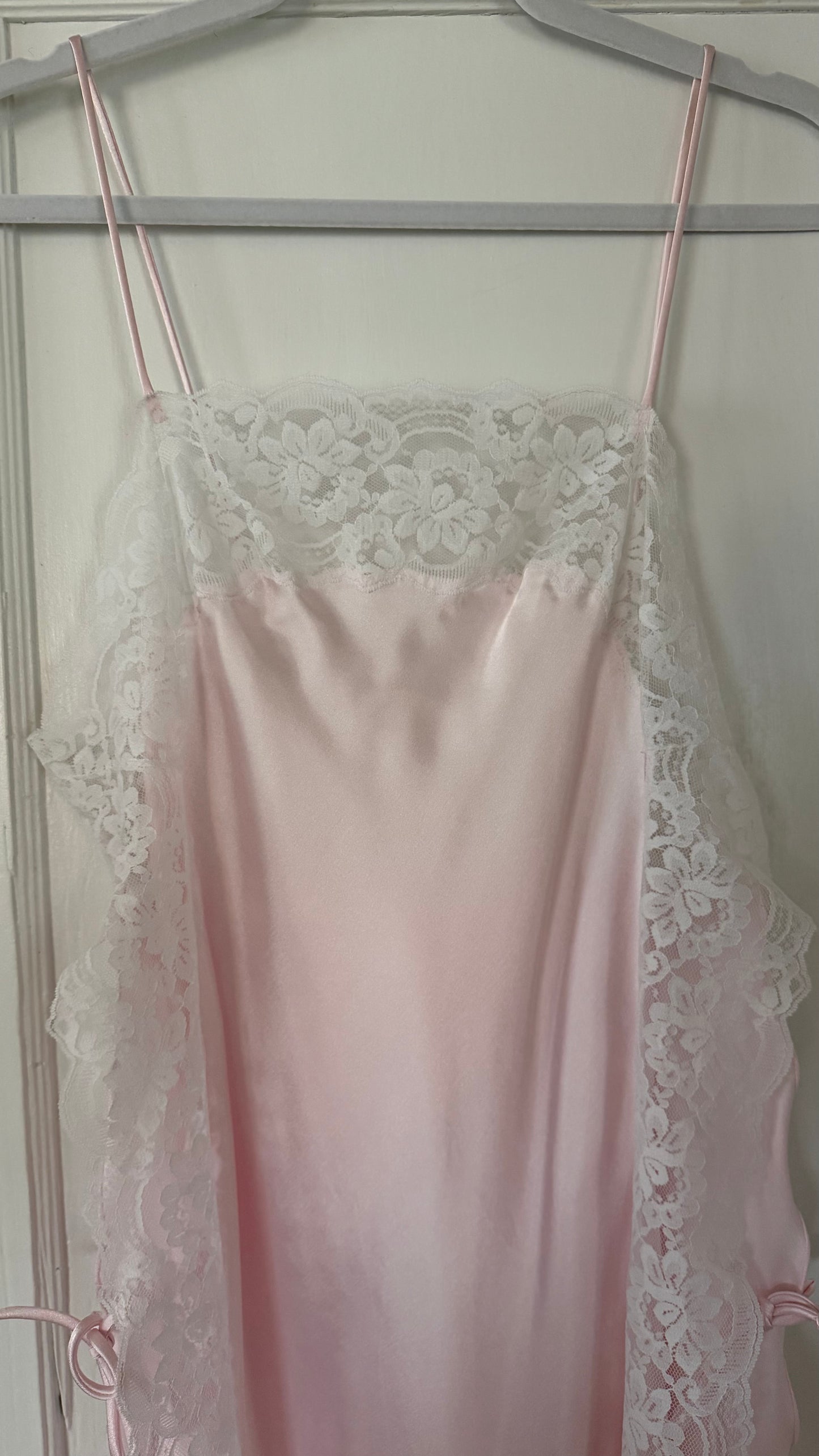 Pink & White Lace Detail Peignoir Set