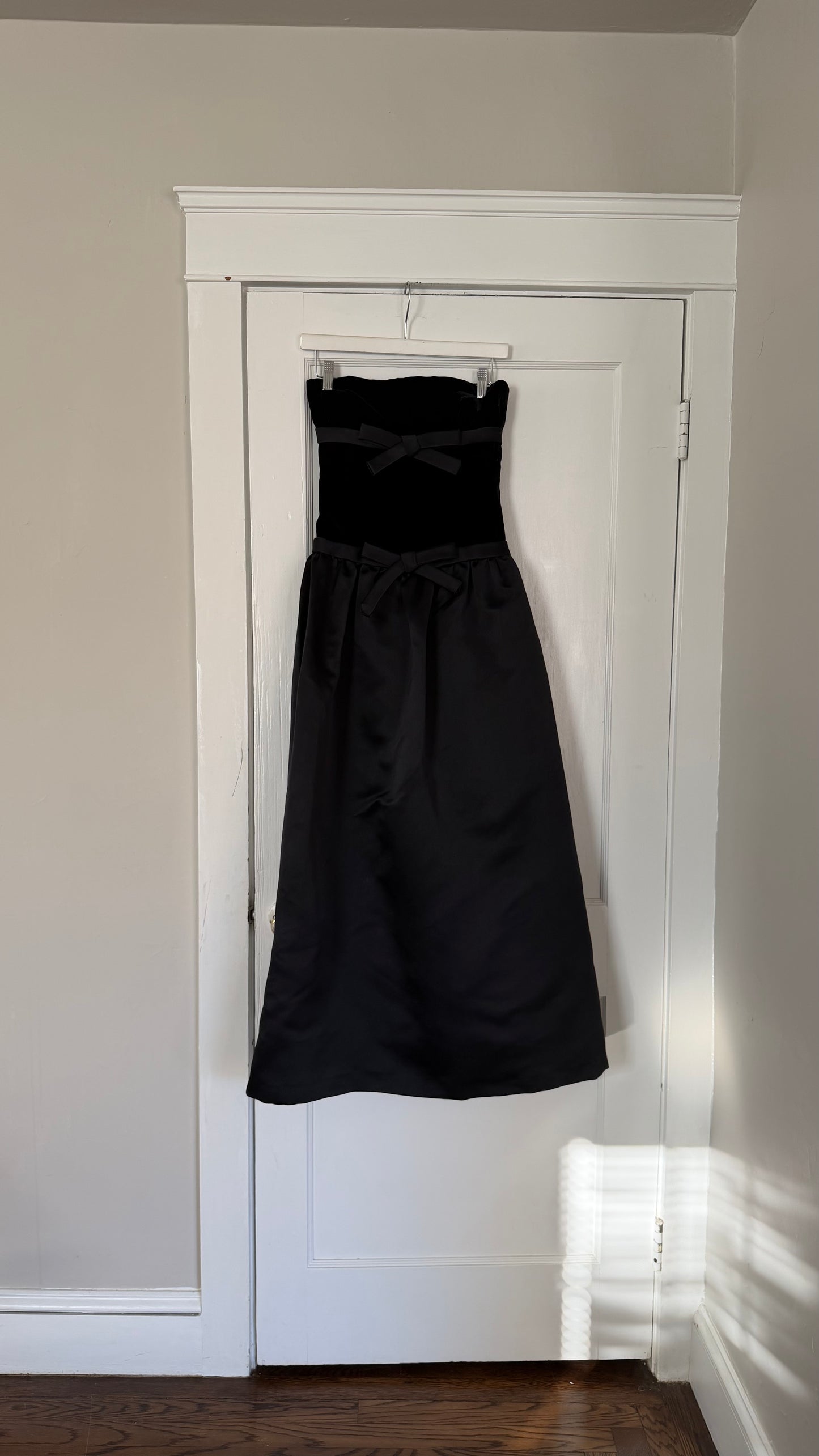 Rare 1950s Drop-Waist Bow-Detail Dress