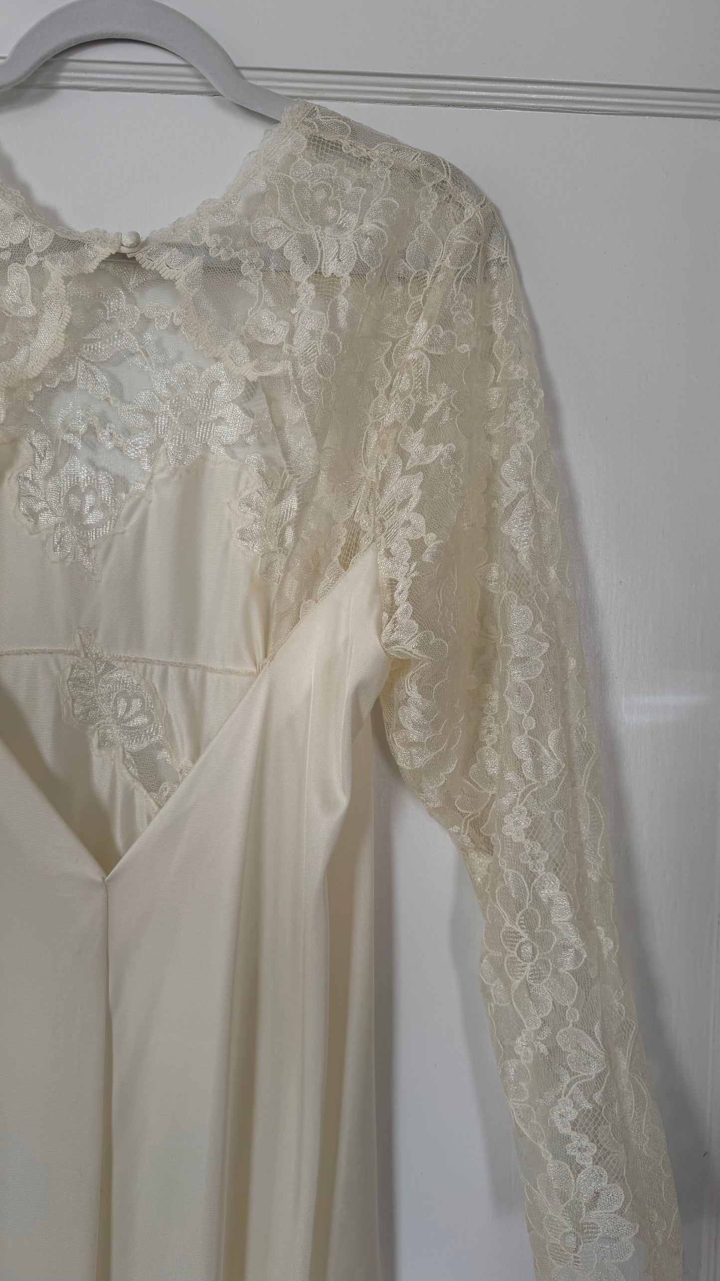 Longsleeve Lace-Detail Open-Back Bridal Slip