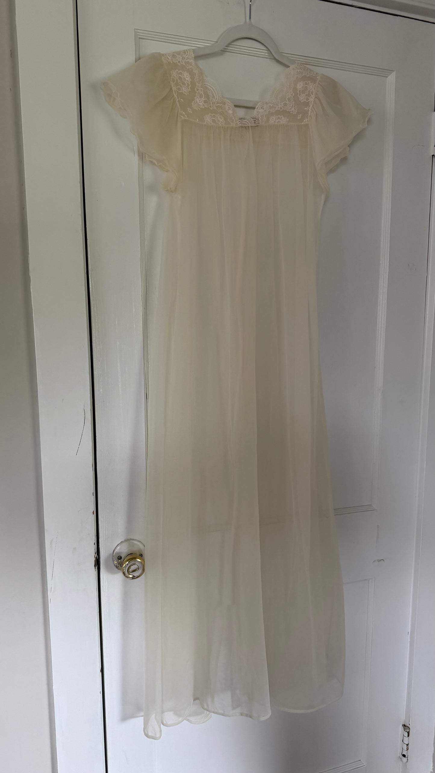 Tie-Back Slip & Chiffon Overlay Peignoir Set - Cream