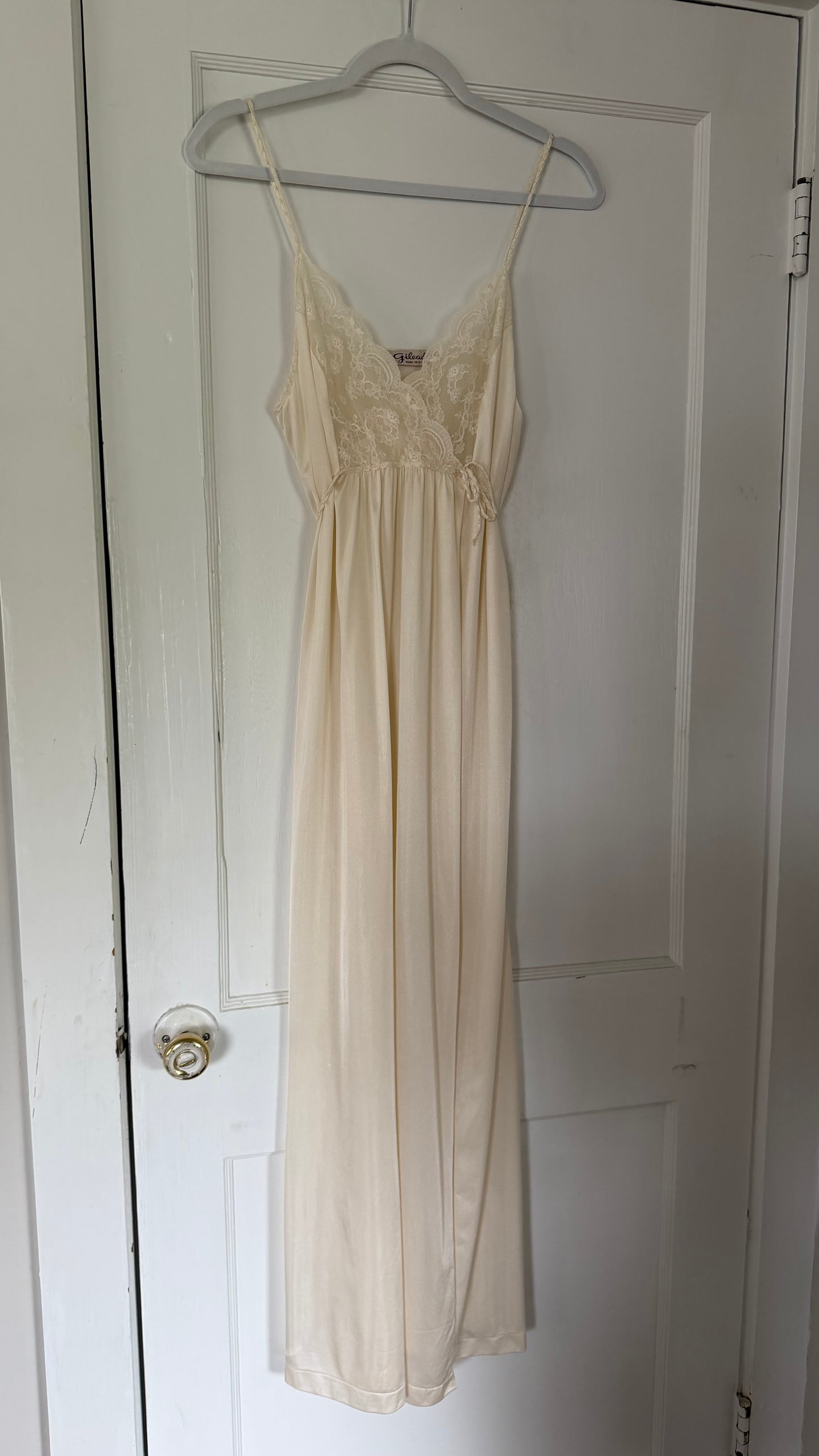 Tie-Back Slip & Chiffon Overlay Peignoir Set - Cream