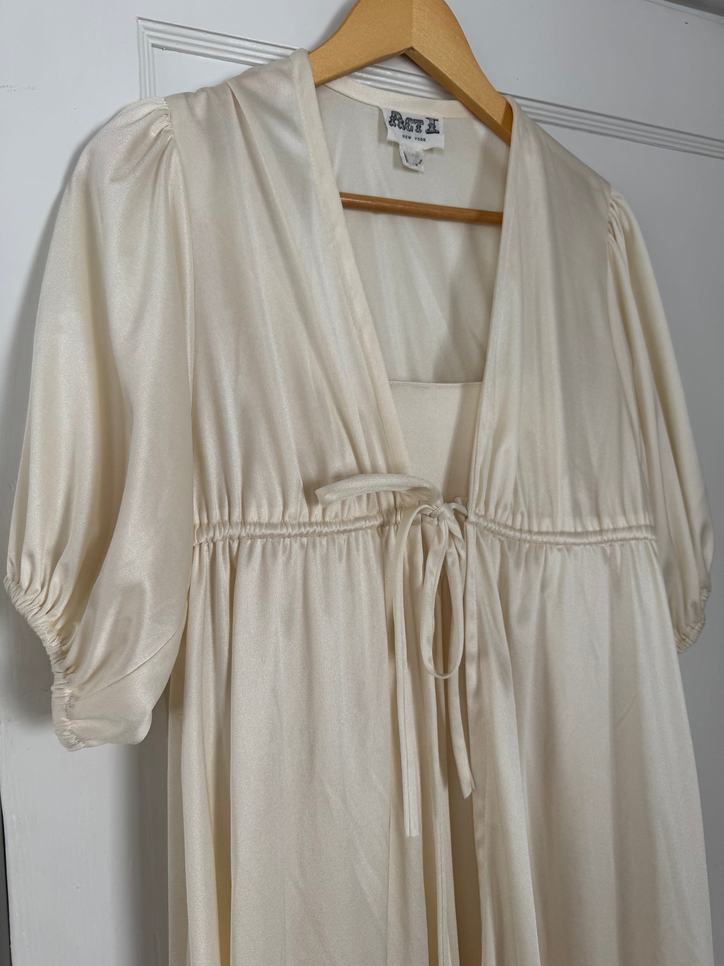Rare Act I New York Peignoir Set