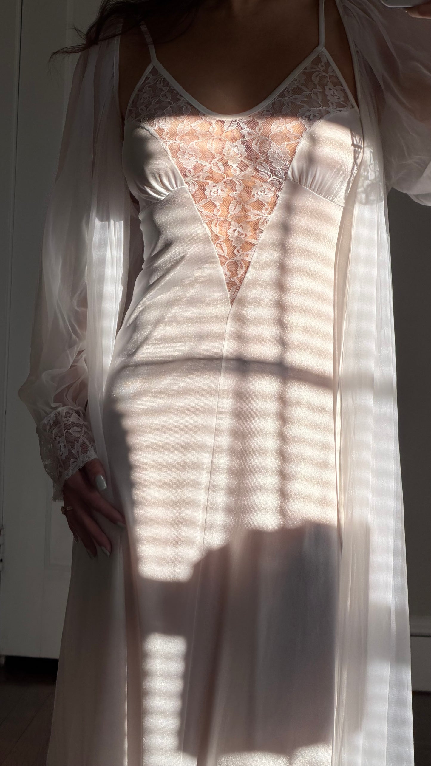 White Lace-Detail Peignoir Set