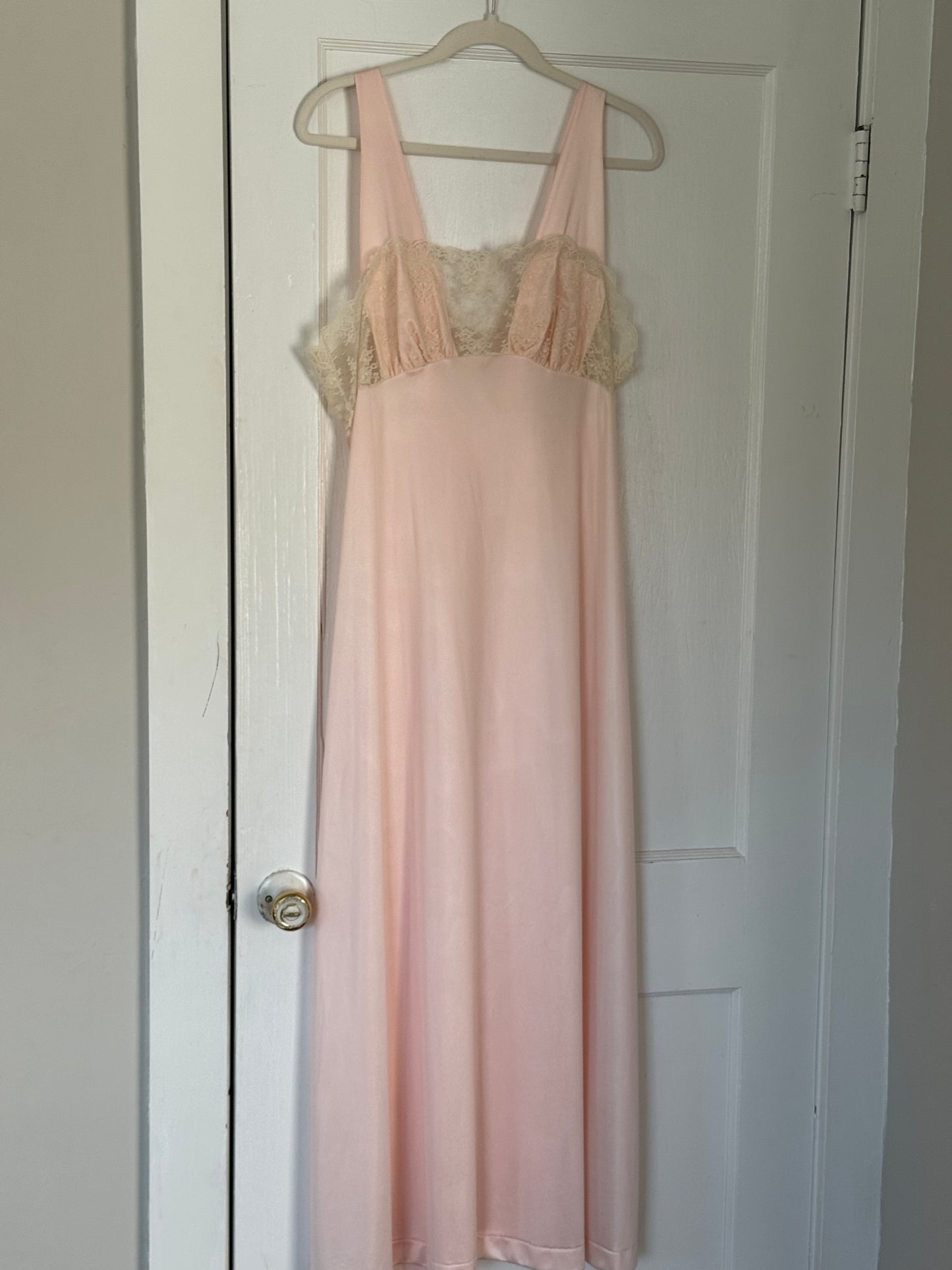 Rare Vintage Blush Pink Lace Detail Slip