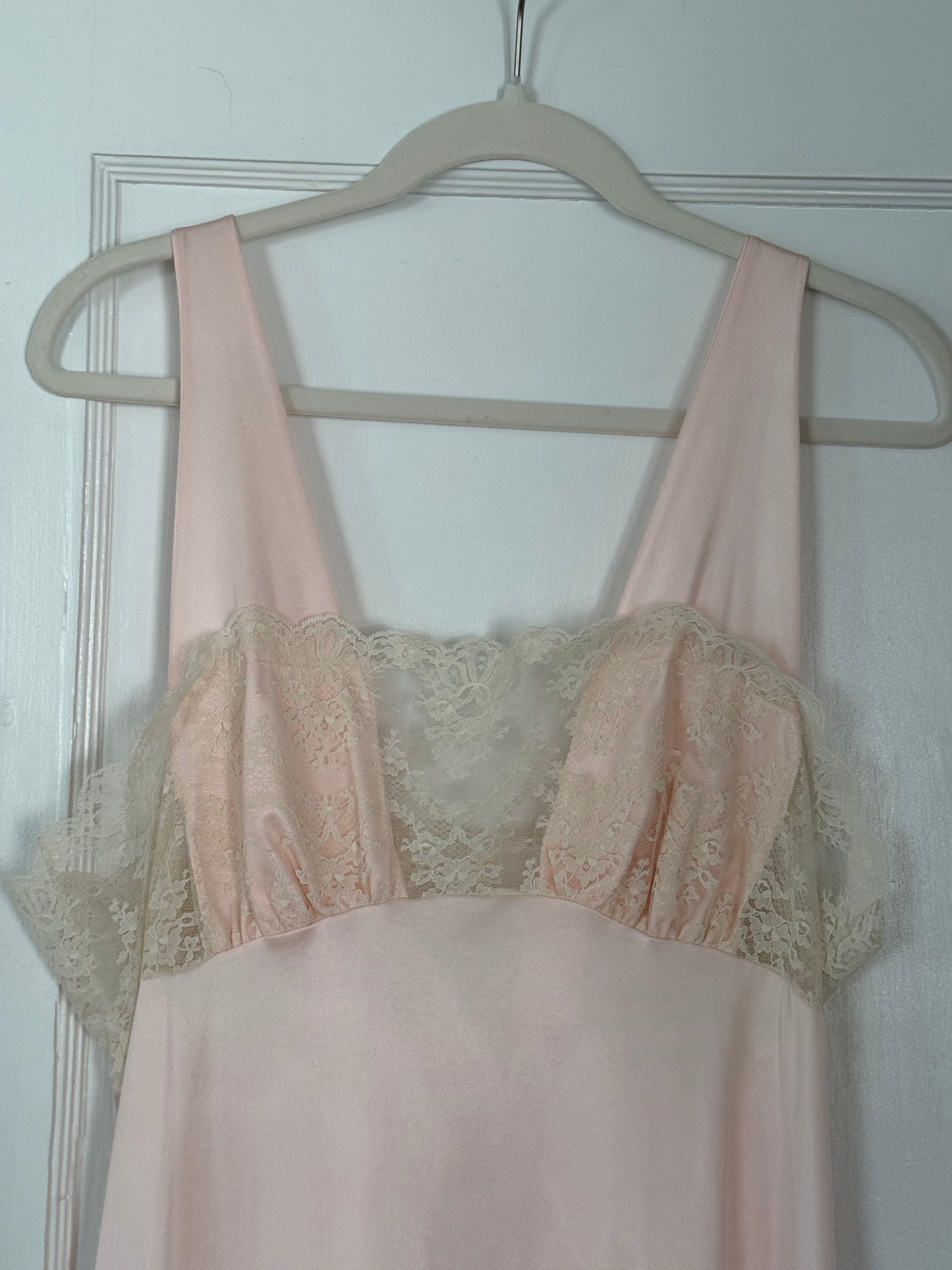 Rare Vintage Blush Pink Lace Detail Slip