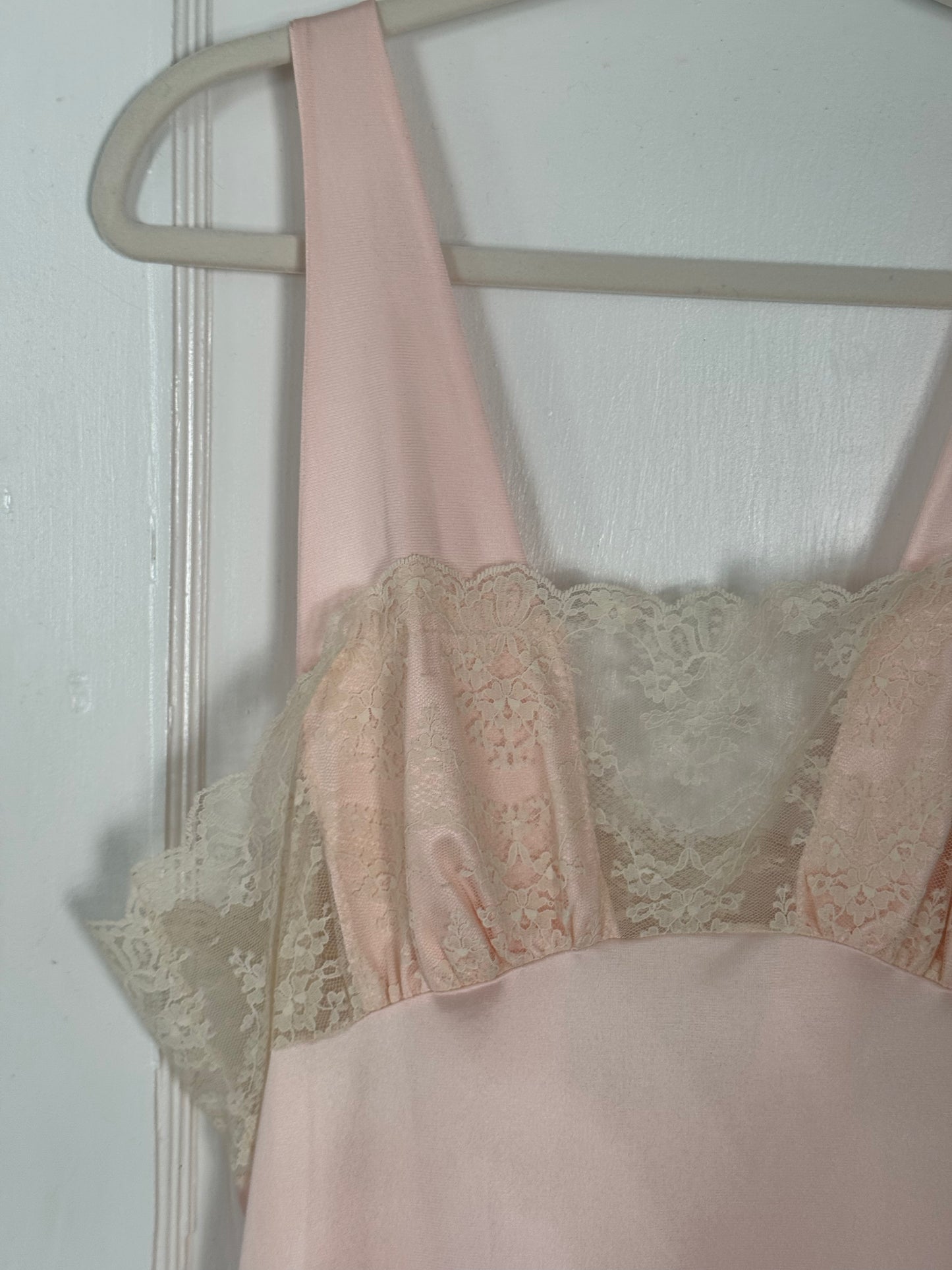 Rare Vintage Blush Pink Lace Detail Slip