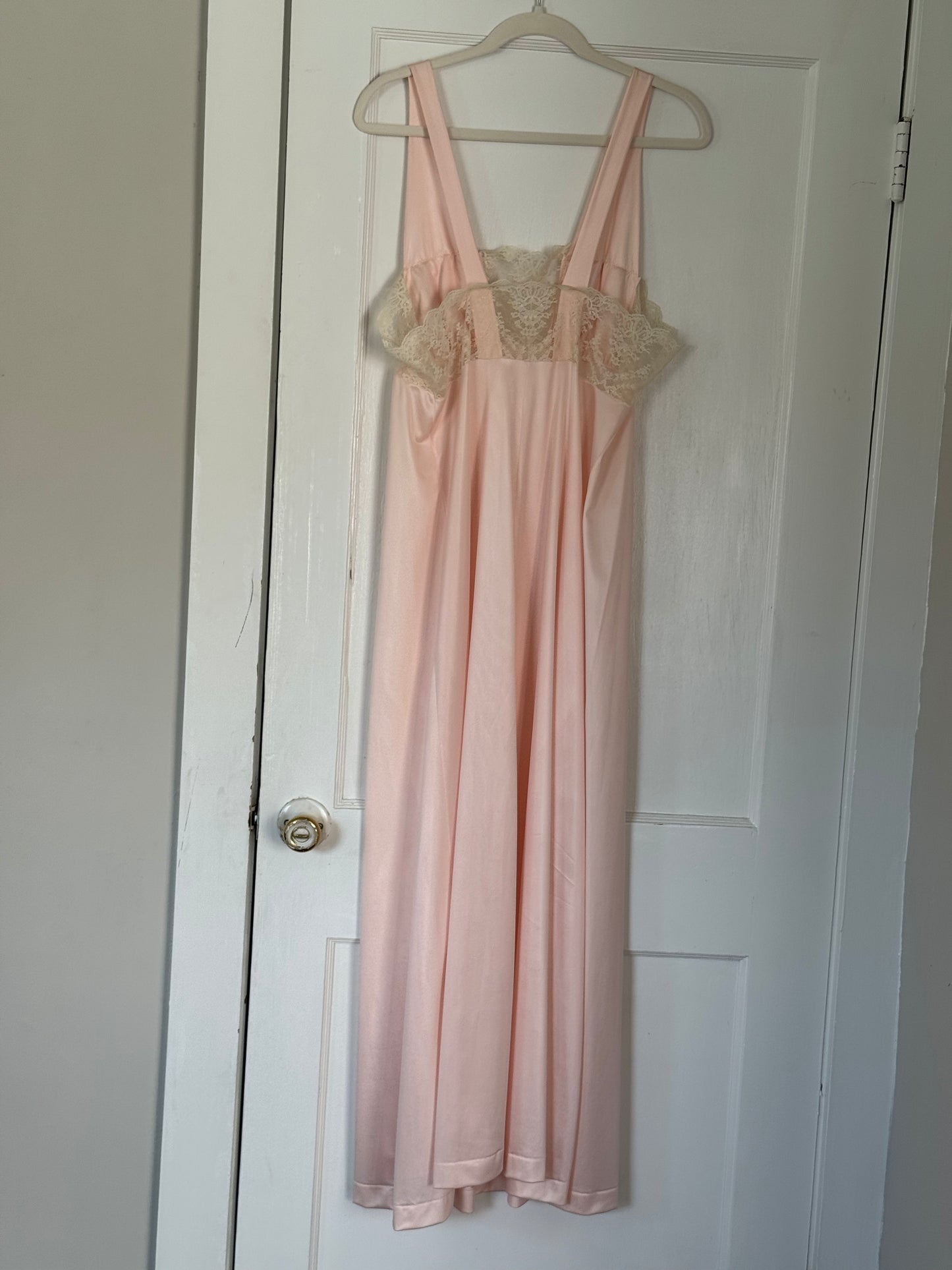 Rare Vintage Blush Pink Lace Detail Slip