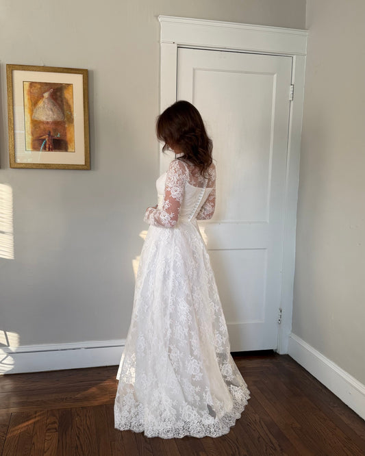Long Sleeve Lace Wedding Dress