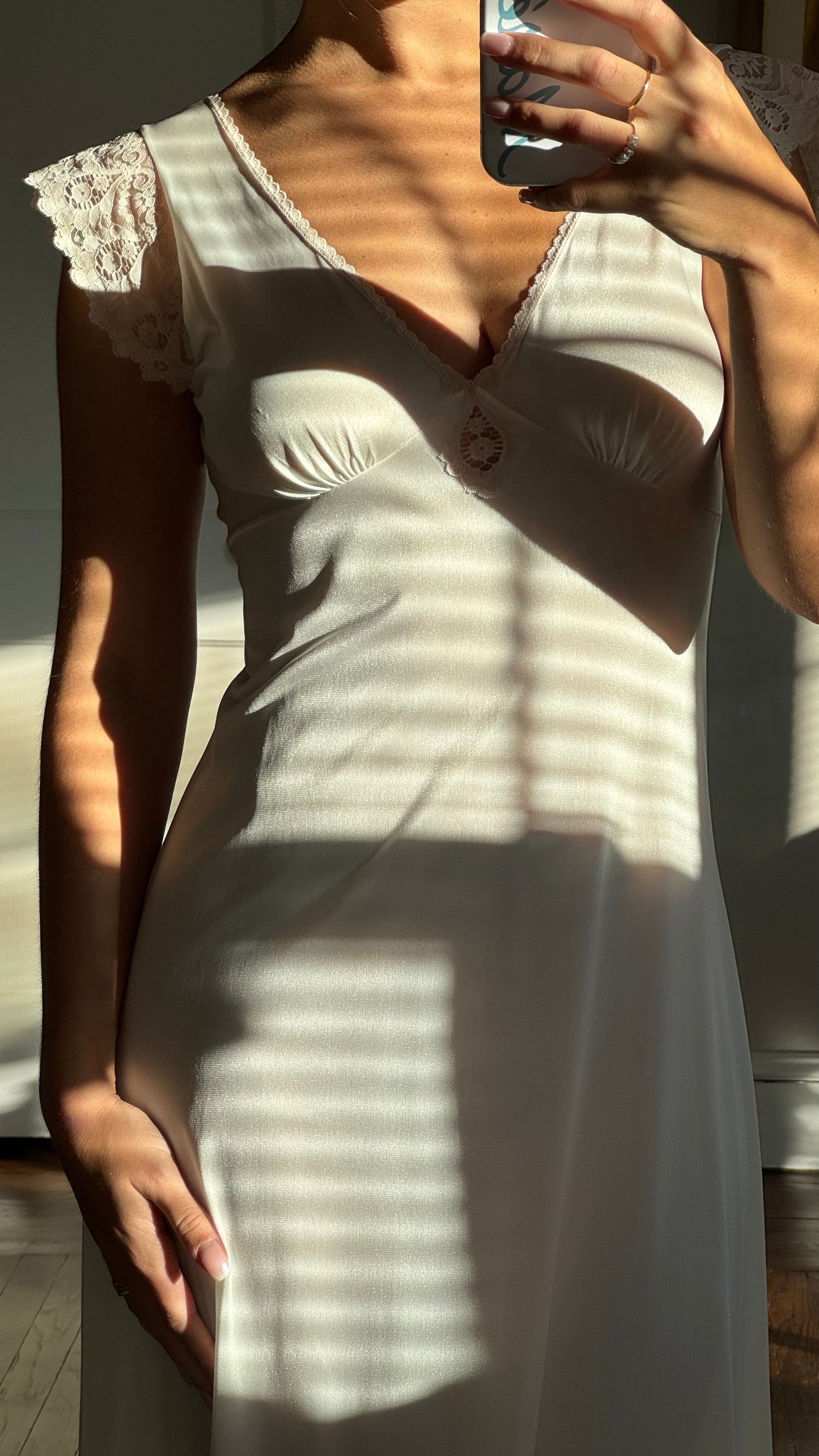 Maidenform Slip with Blush Lace Sleeve Detail