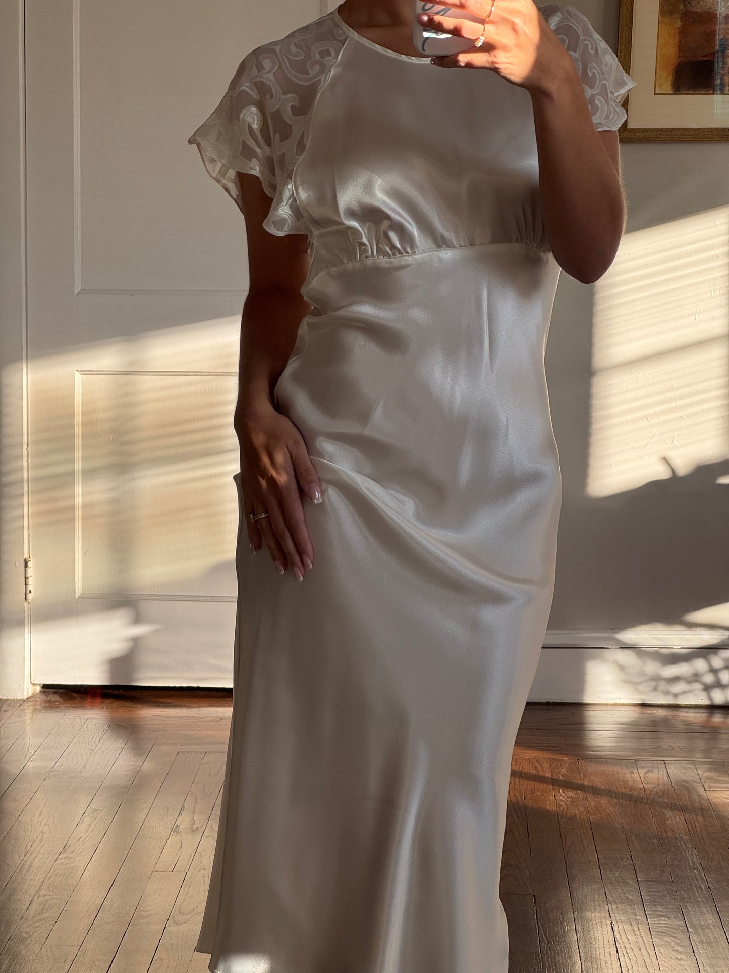 Flutter Sleeve Open-Back Slip