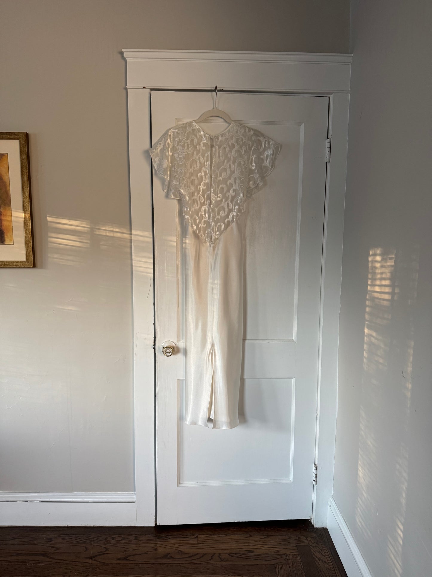 Flutter Sleeve Open-Back Slip