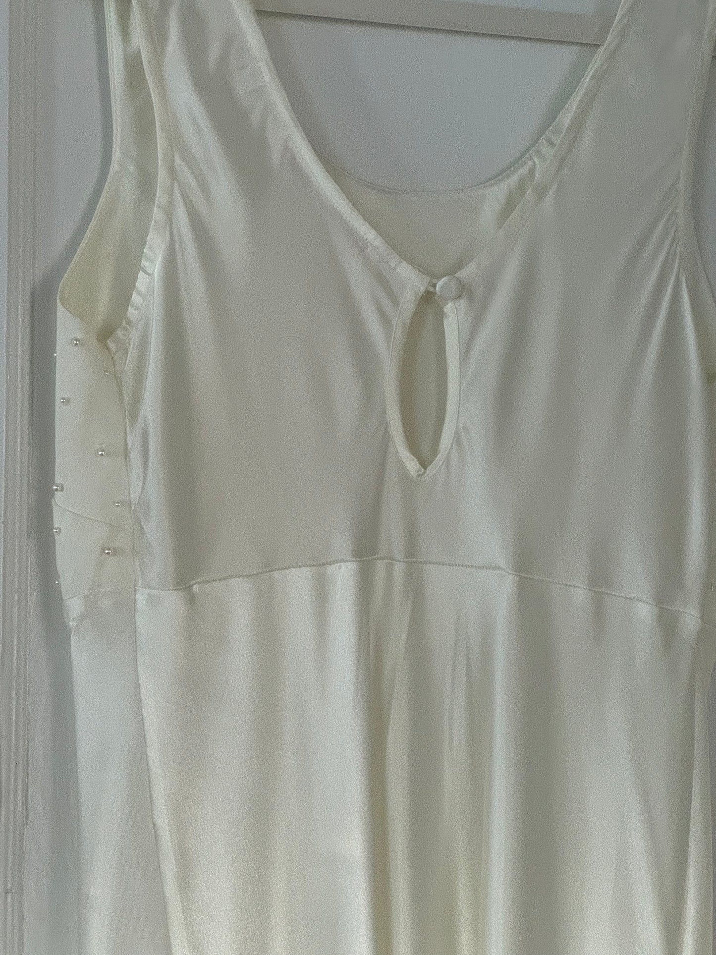 90s Victoria Secret Pearl Detail Slip