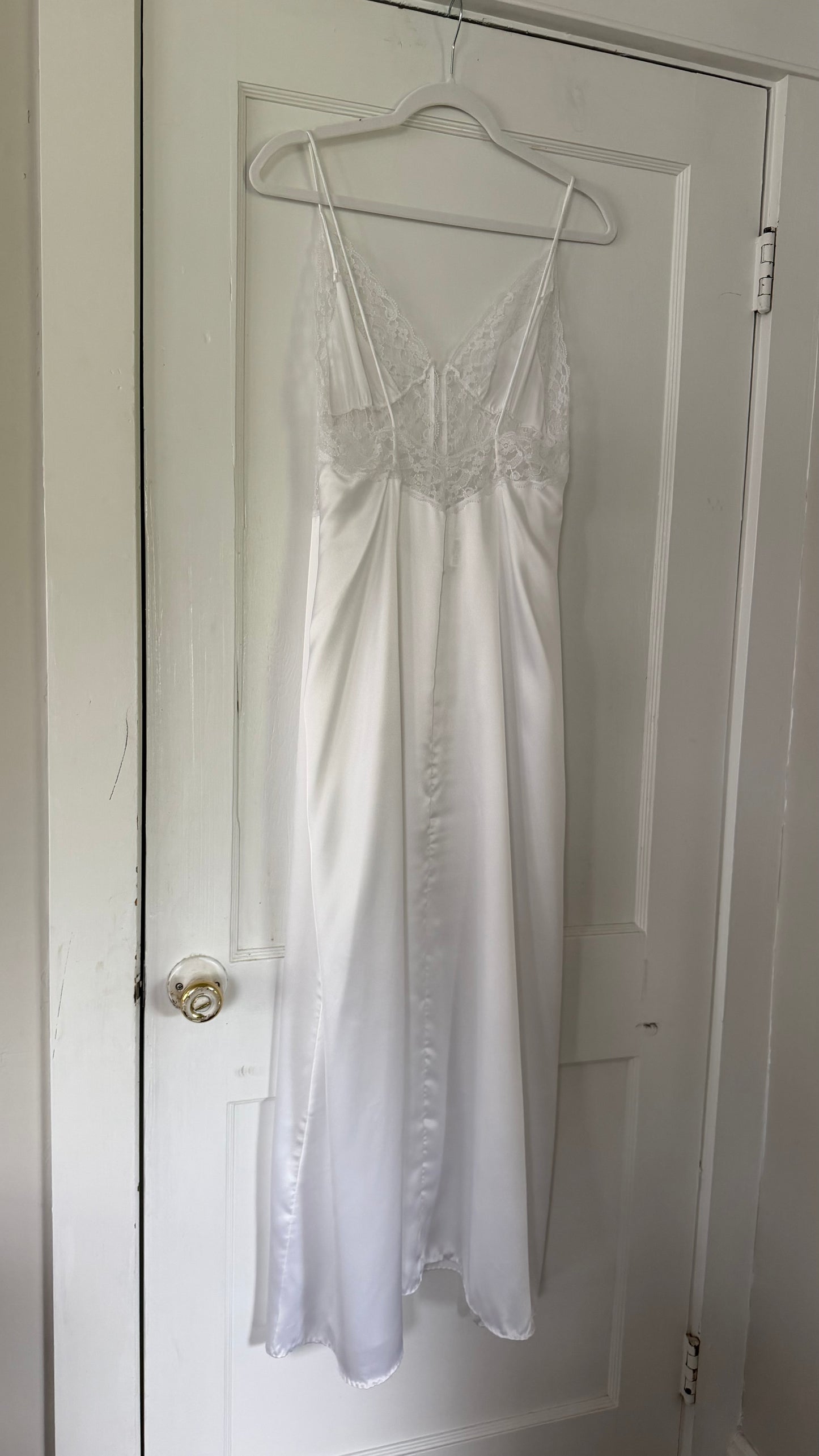White Lace Detail Button Slip