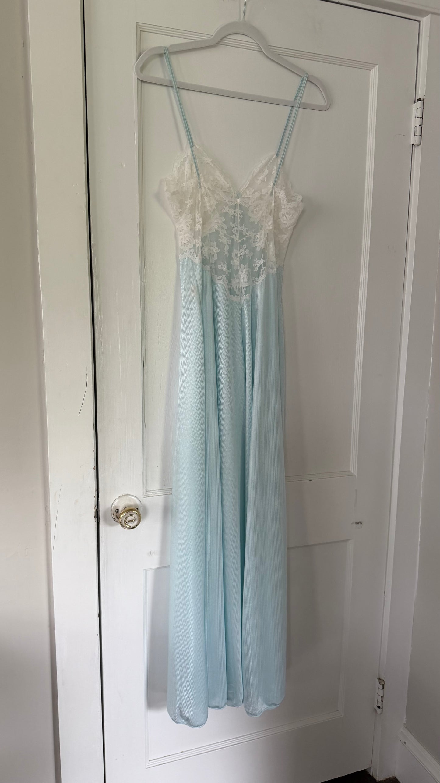 Blue & White Lace Peignoir Set