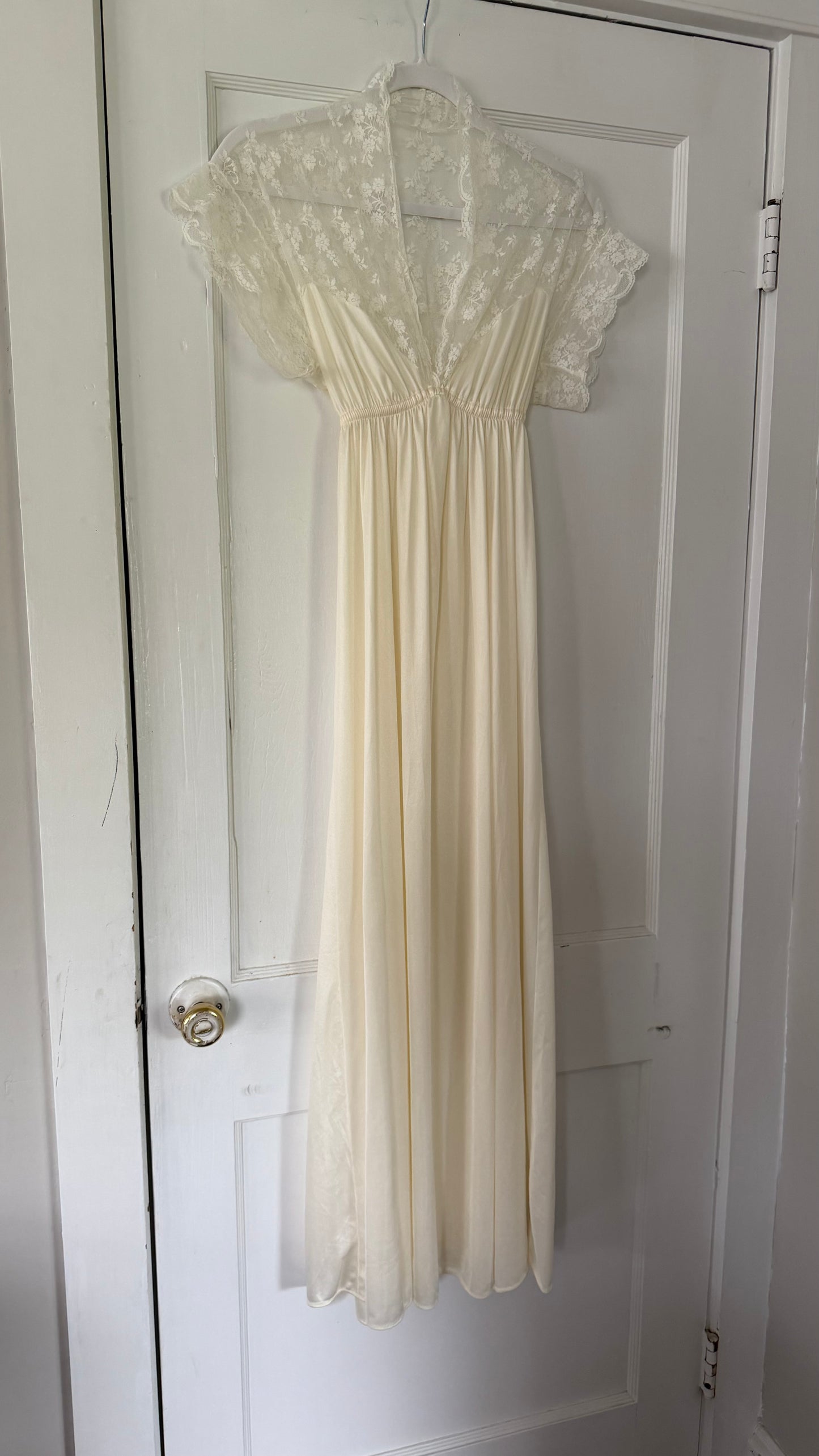 Cap Sleeve Lace Ivory/Cream Slip
