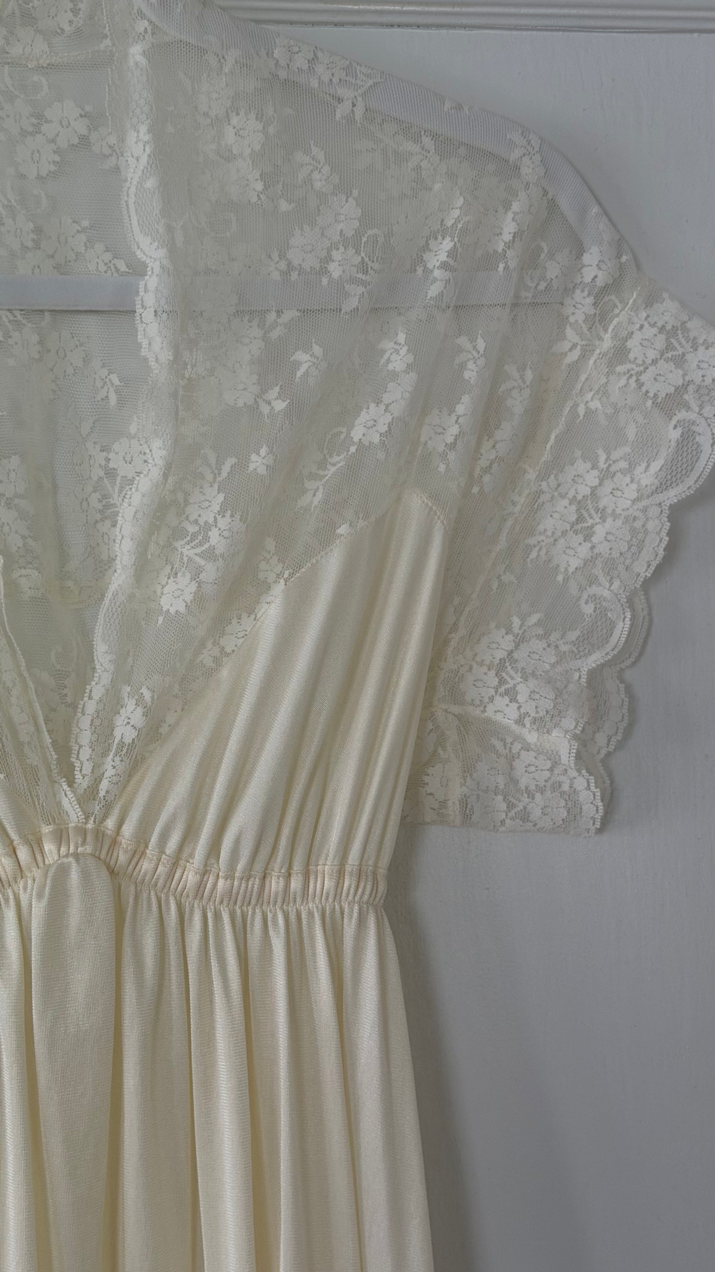 Cap Sleeve Lace Ivory/Cream Slip