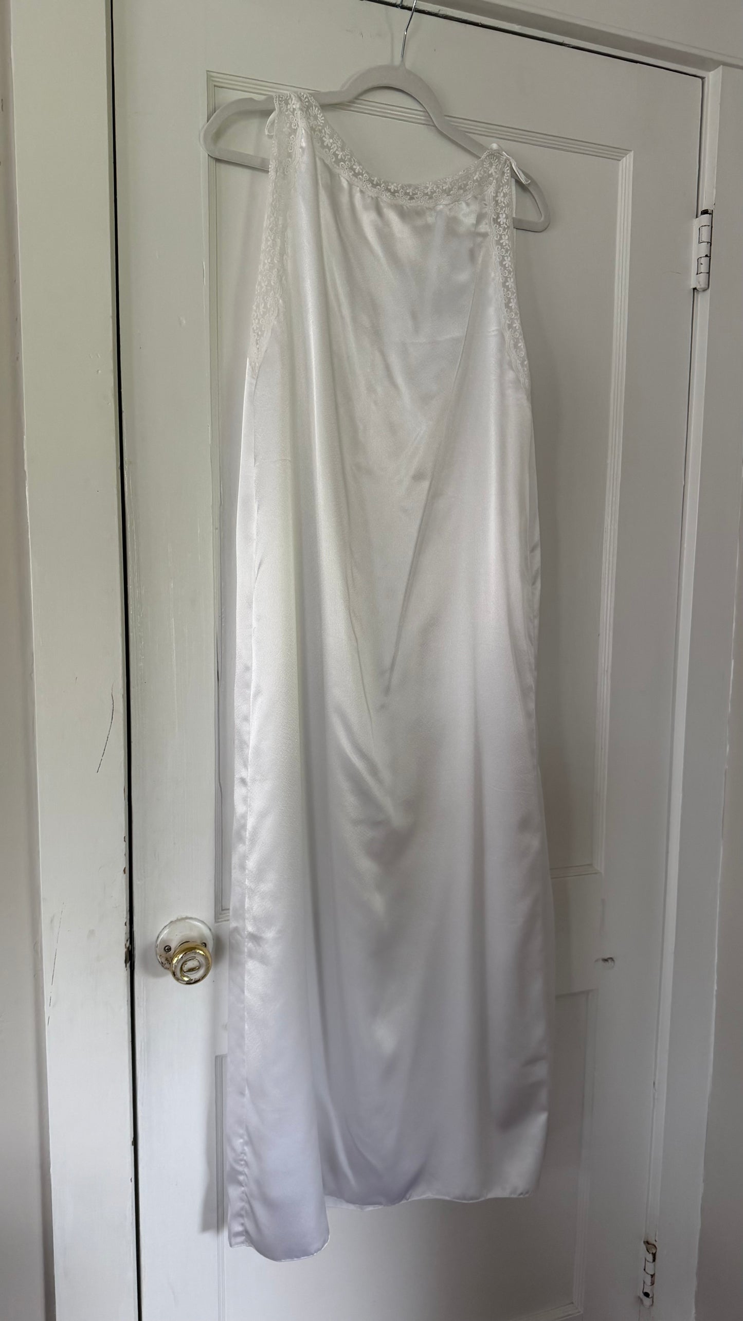 Ribbon-Detail White Italian Slip