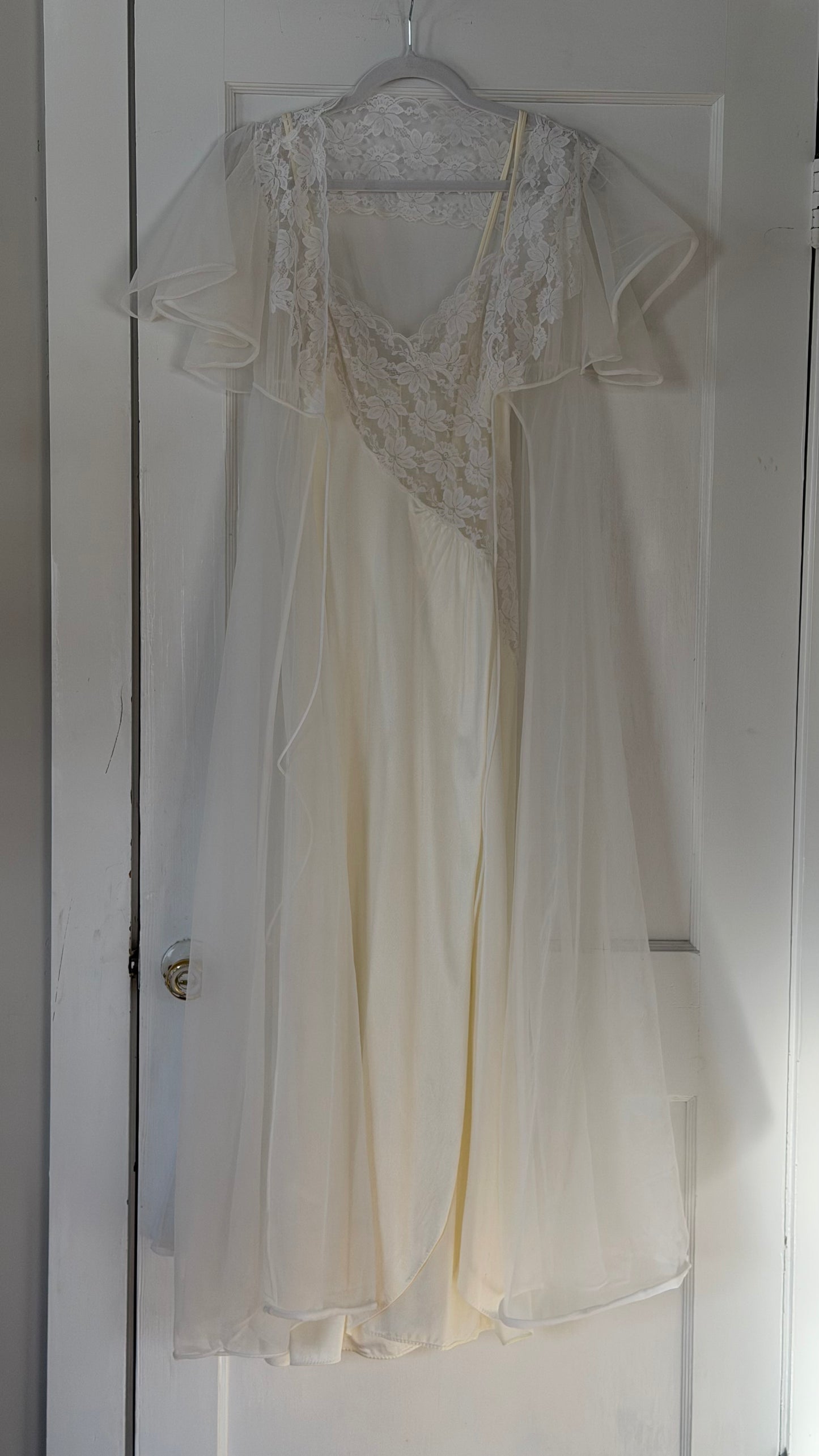 Asymmetrical Lace Ivory & White Peignoir Set