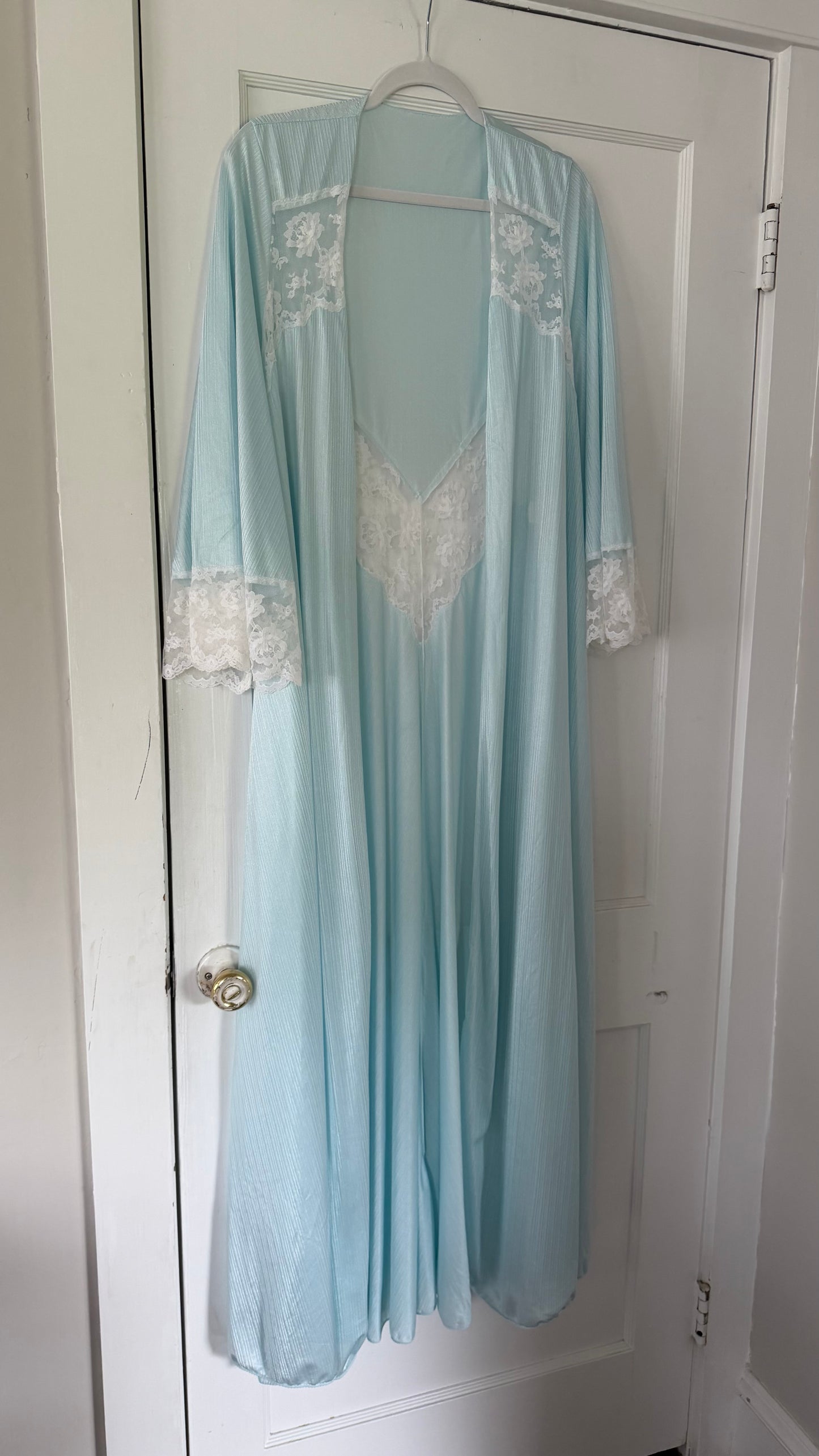 Blue & White Lace Peignoir Set