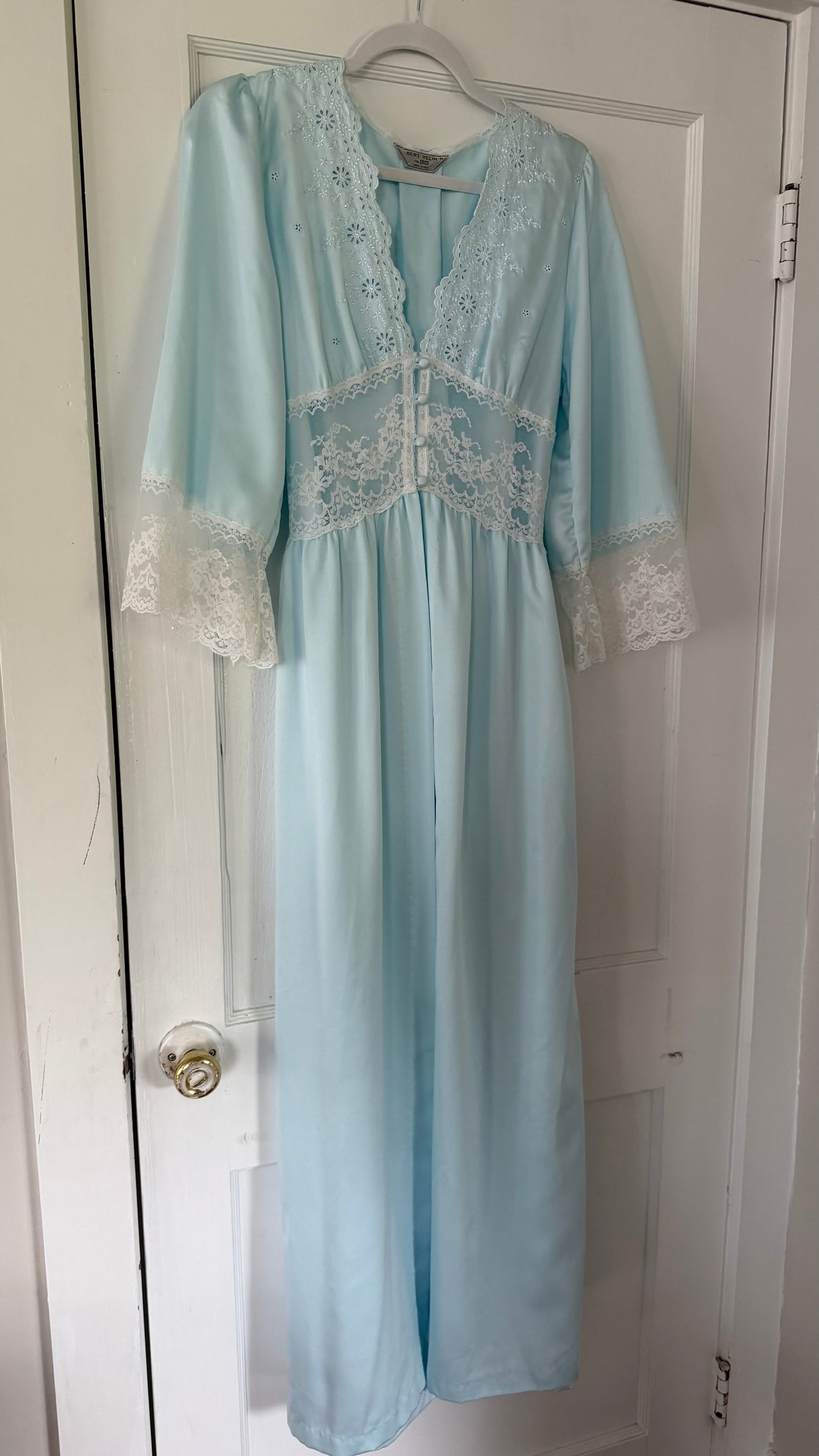 Blue and White Lace Detail Peignoir Robe