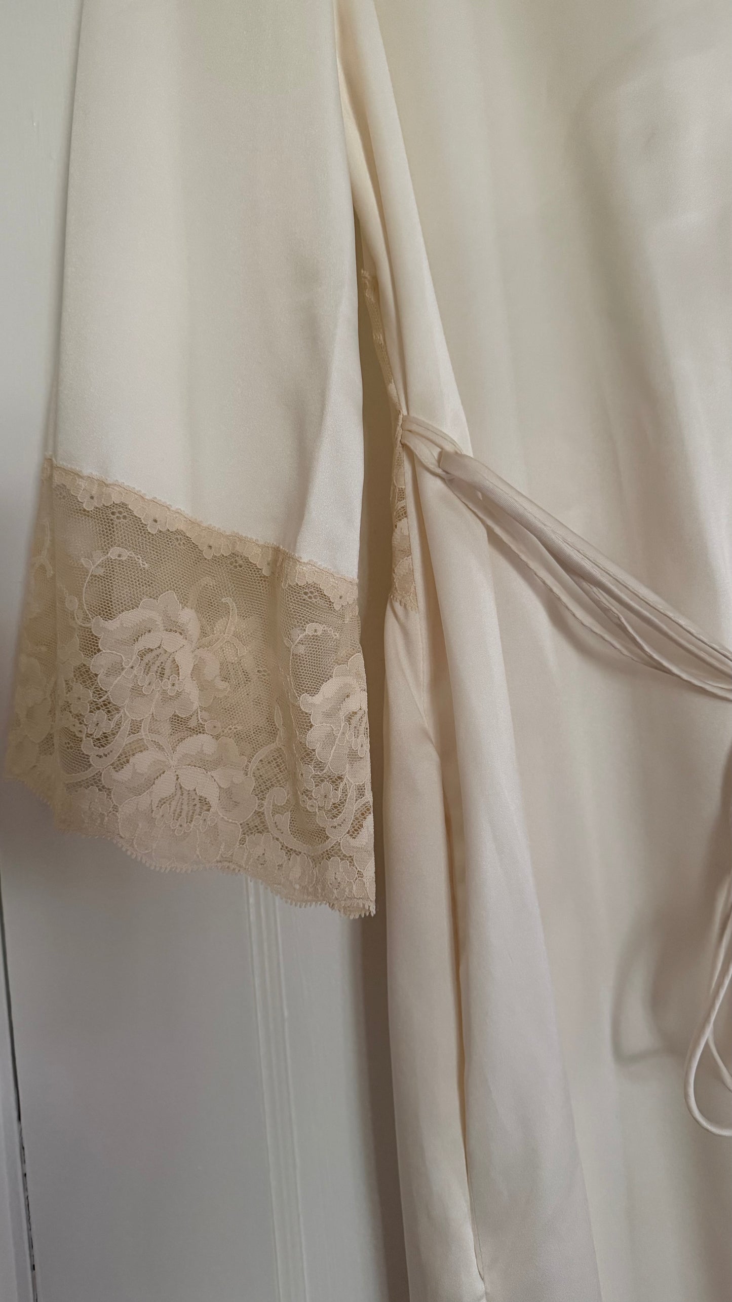 Ivory Lace Detail Peignoir Robe