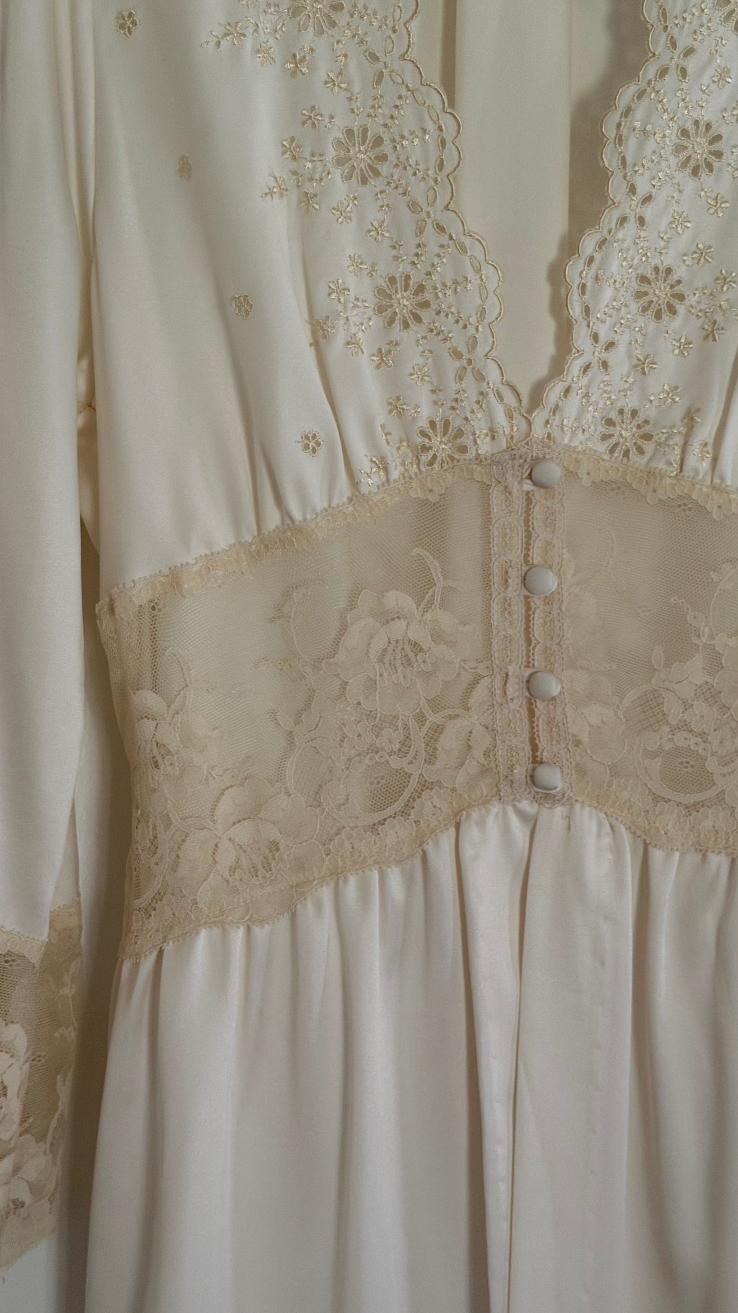 Ivory Lace Detail Peignoir Robe