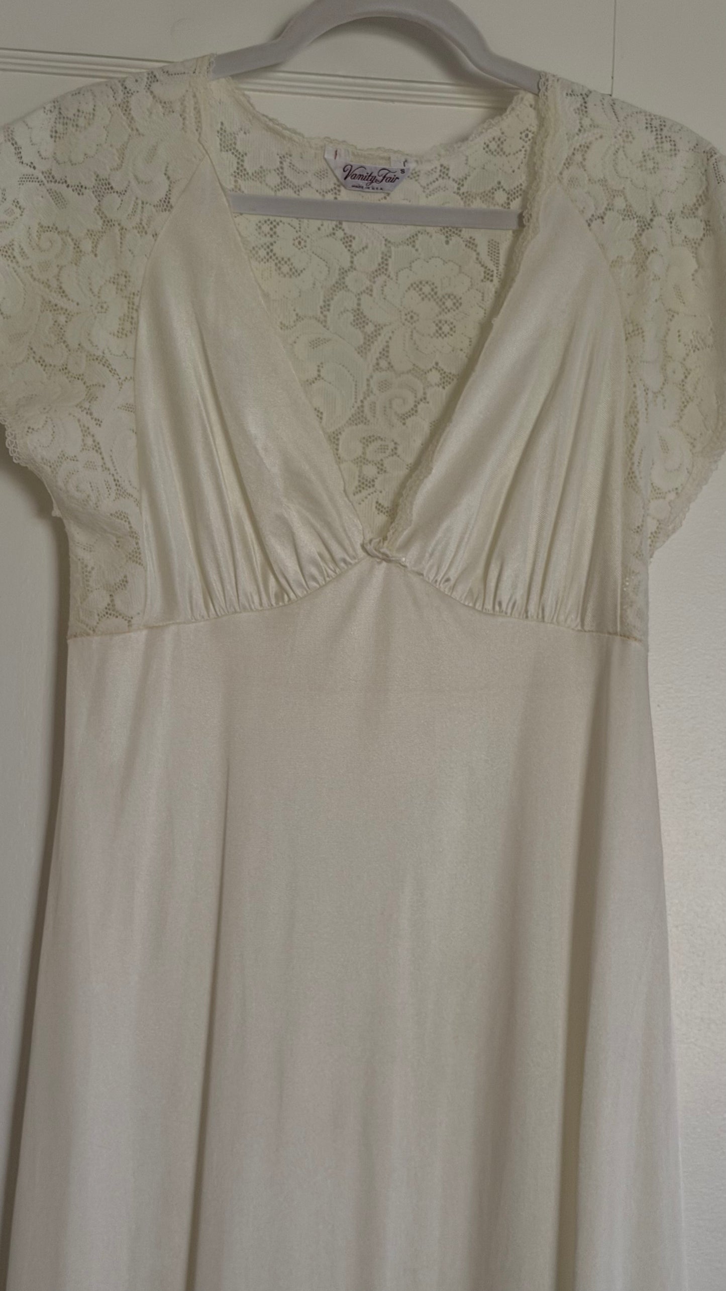 V-Neck Short Sleeve Slip