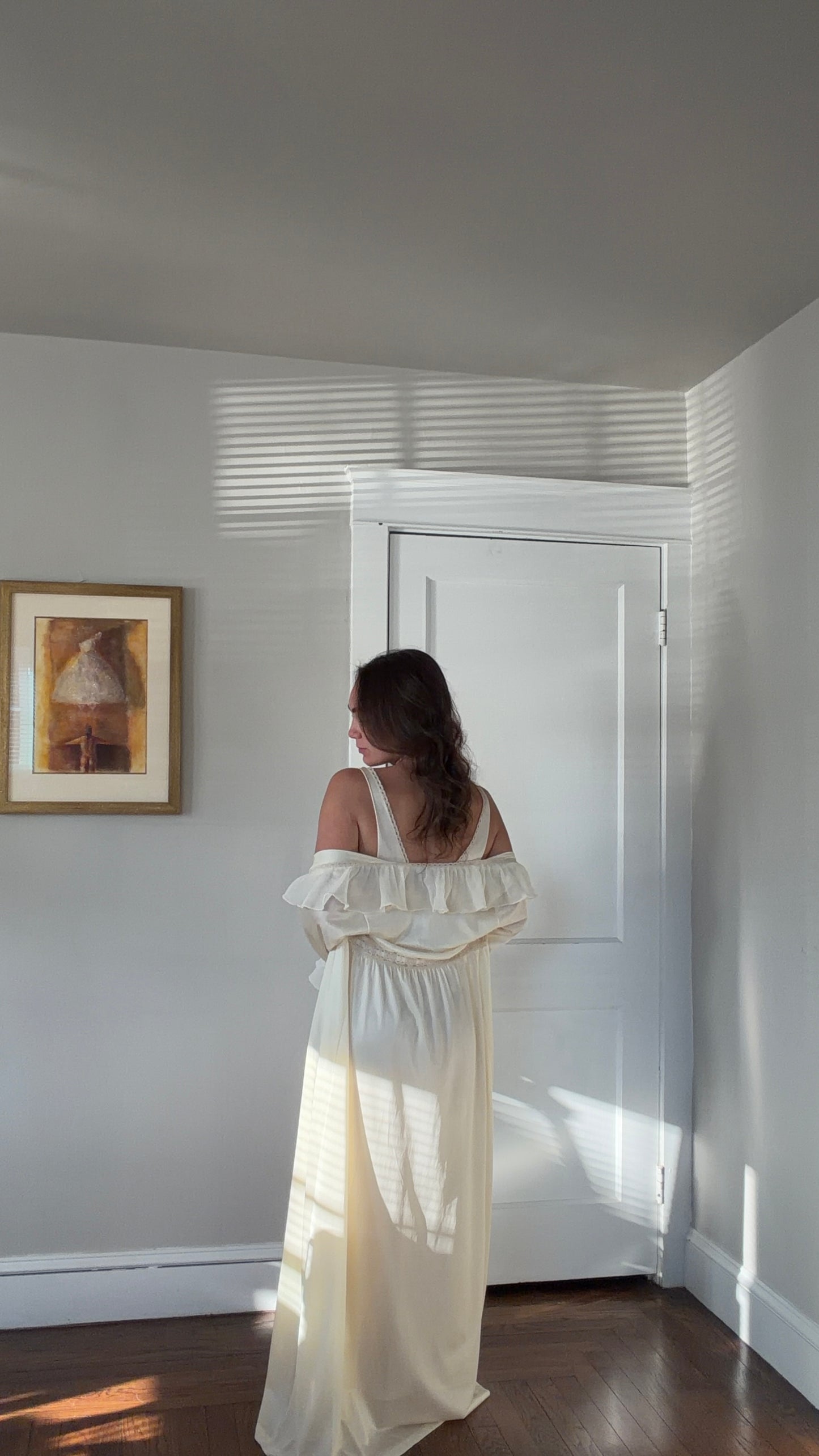 Cream Ruffle-Detail Peignoir Set