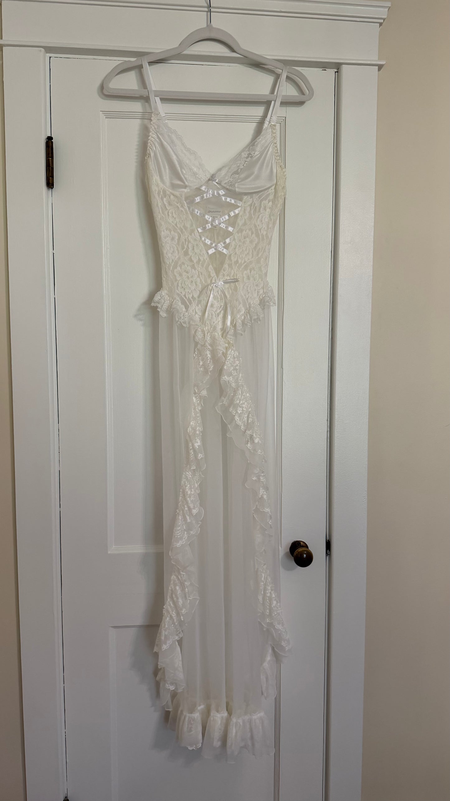 Three-Piece Ruffle and Ribbon Bridal Set