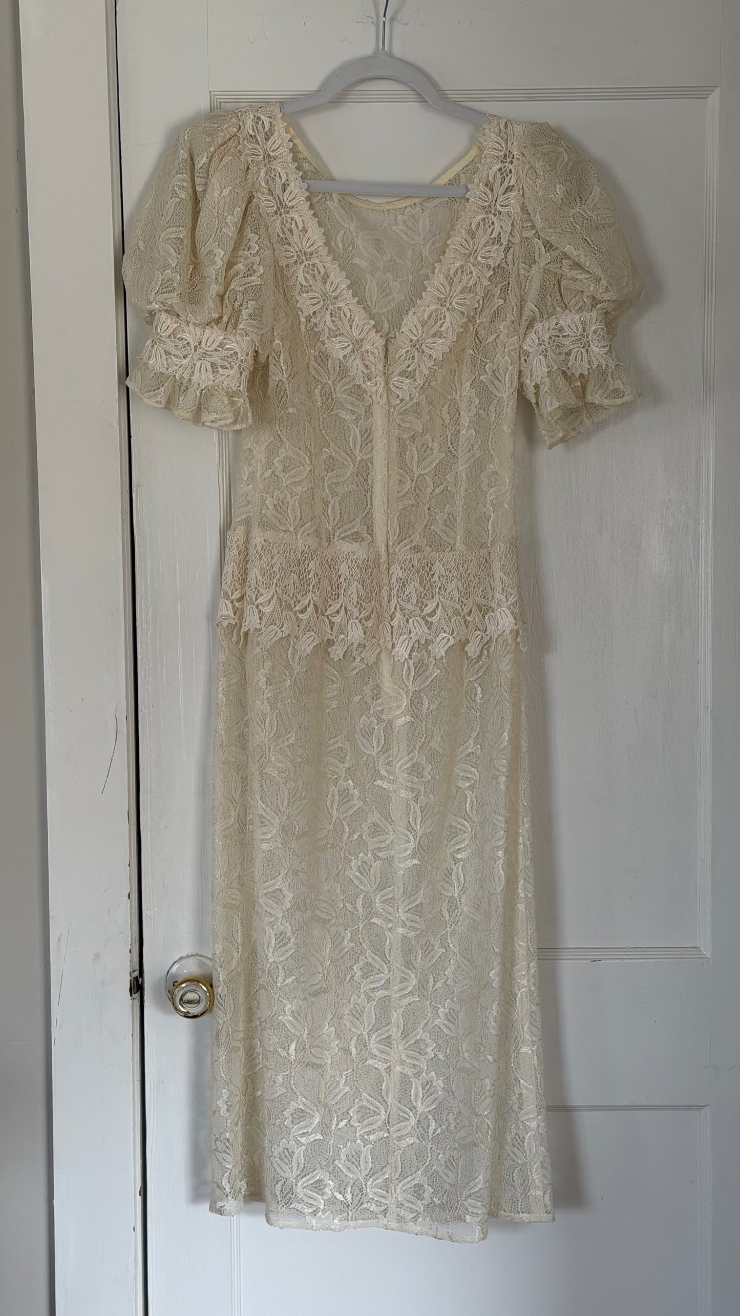 Sheer Lace Puff Sleeve Midi