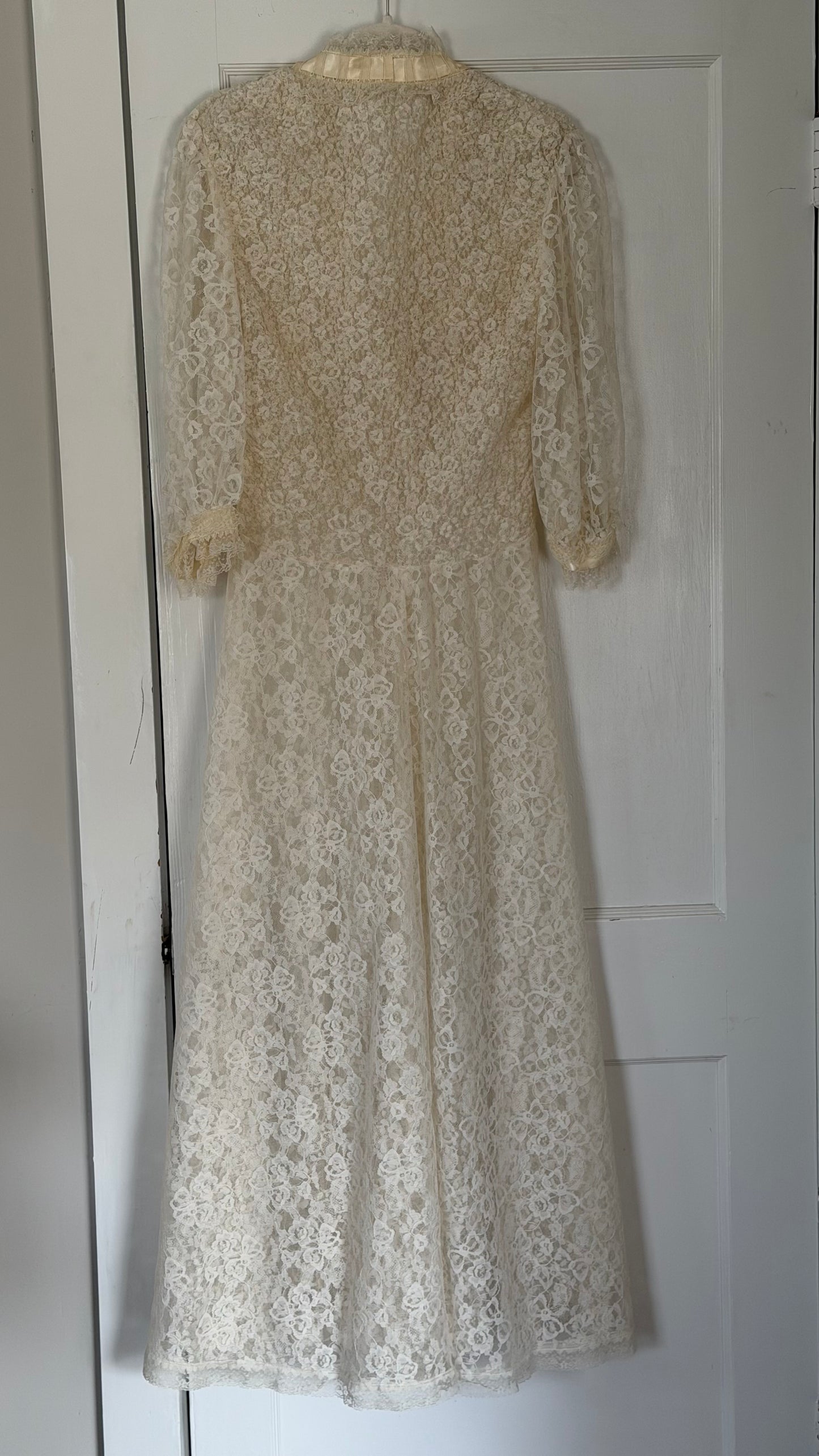 Rare Lace Peignoir Robe