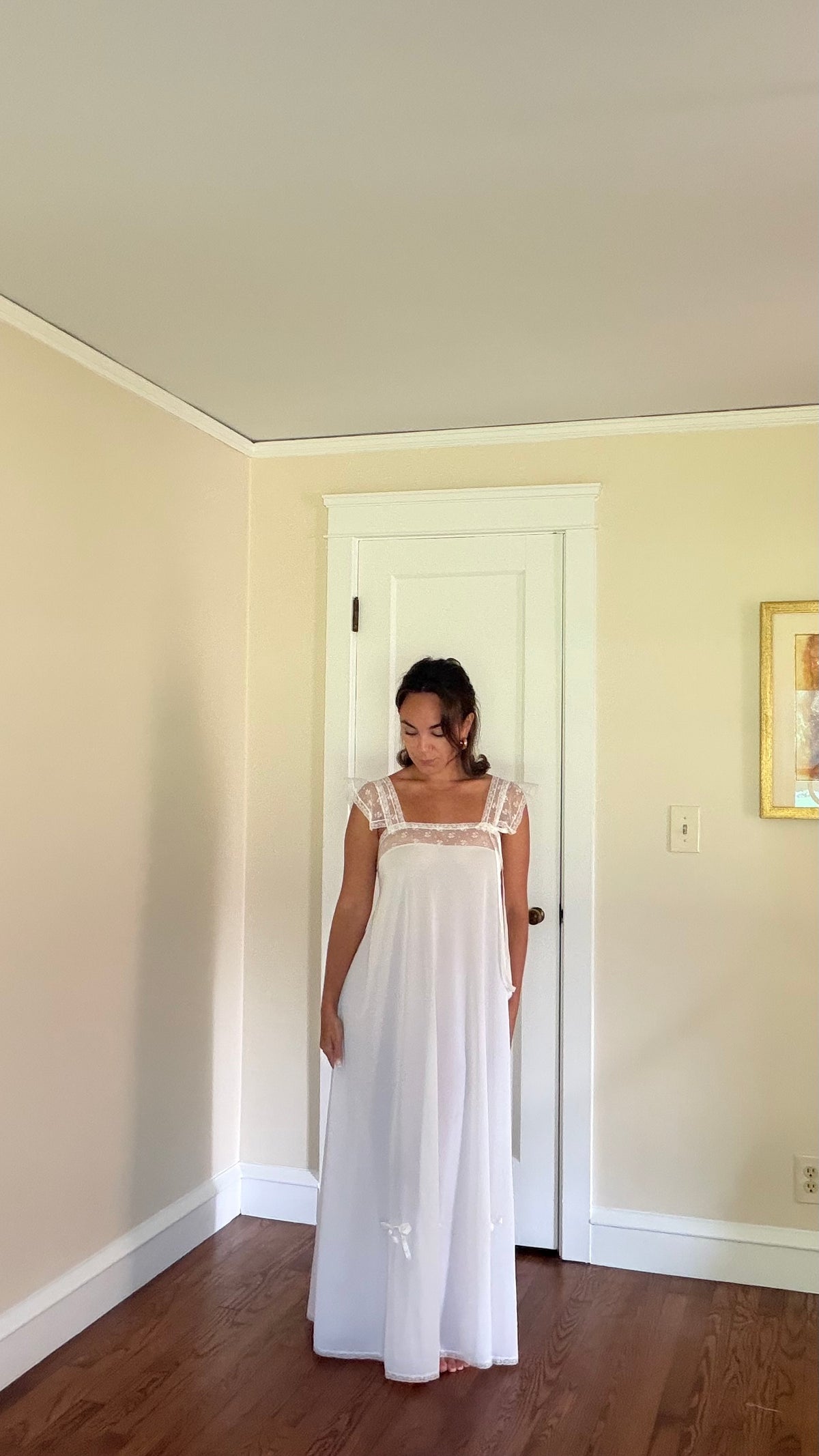 Flutter Sleeve Slip with Bow Details