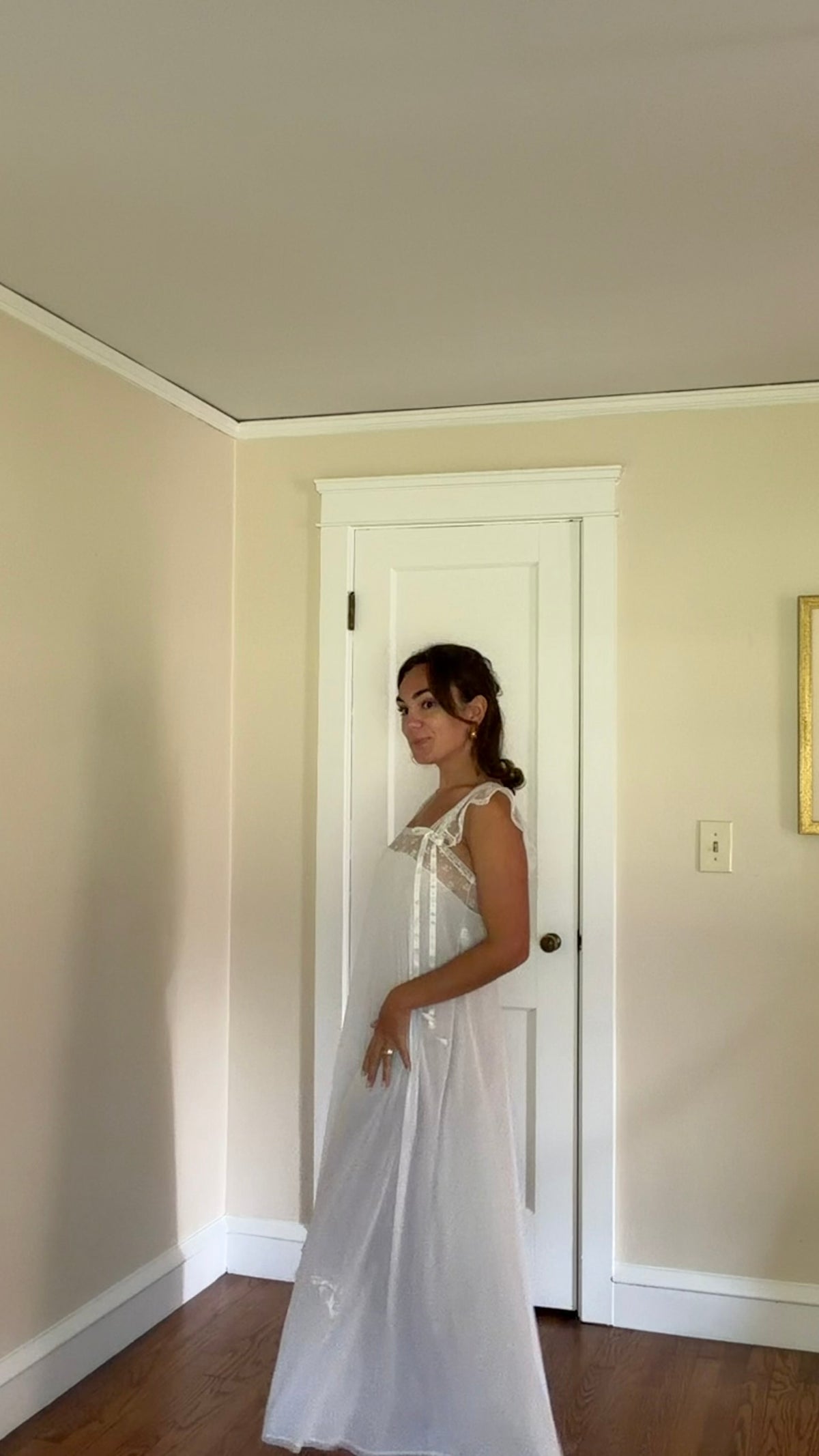 Flutter Sleeve Slip with Bow Details