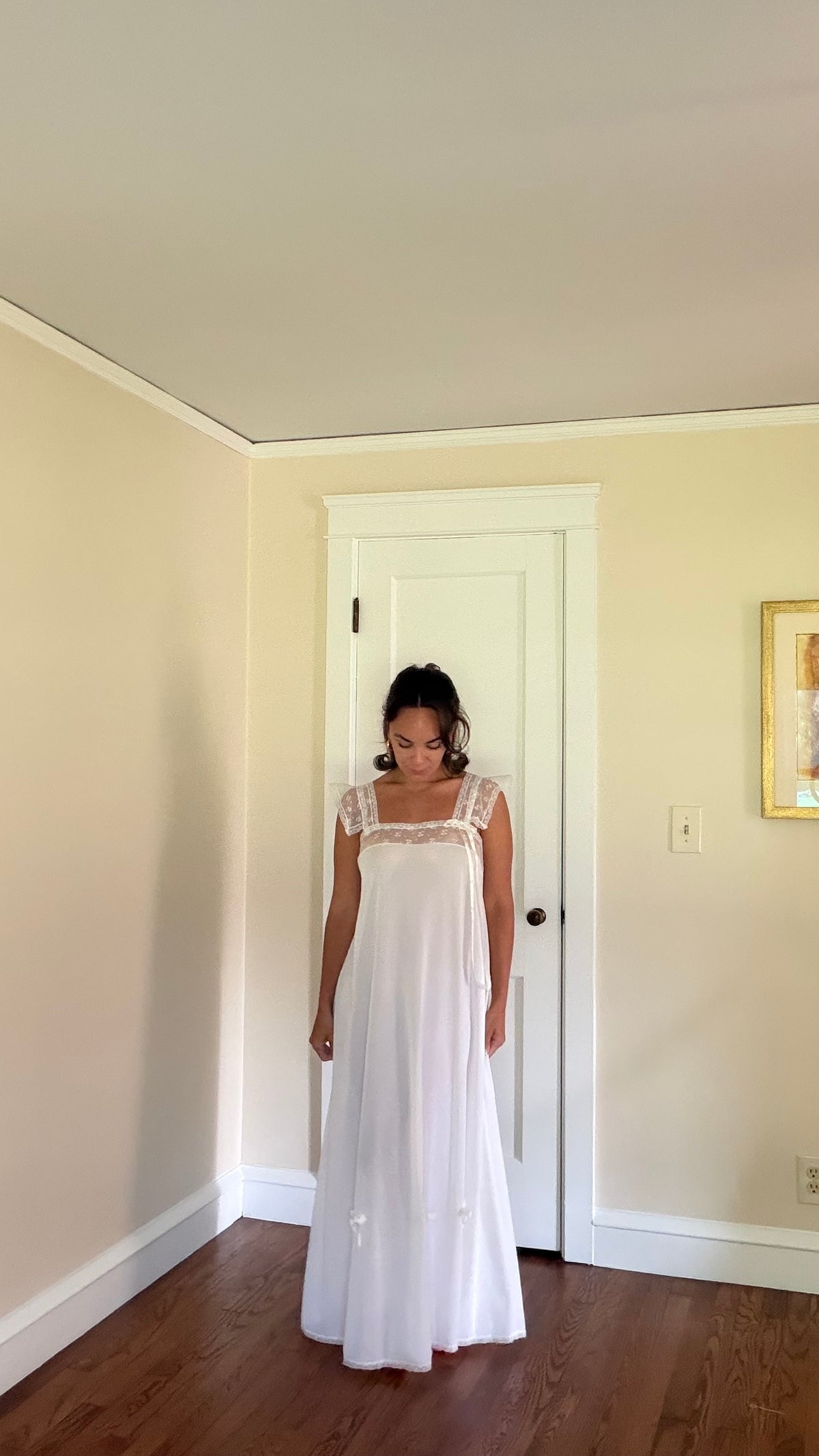 Flutter Sleeve Slip with Bow Details