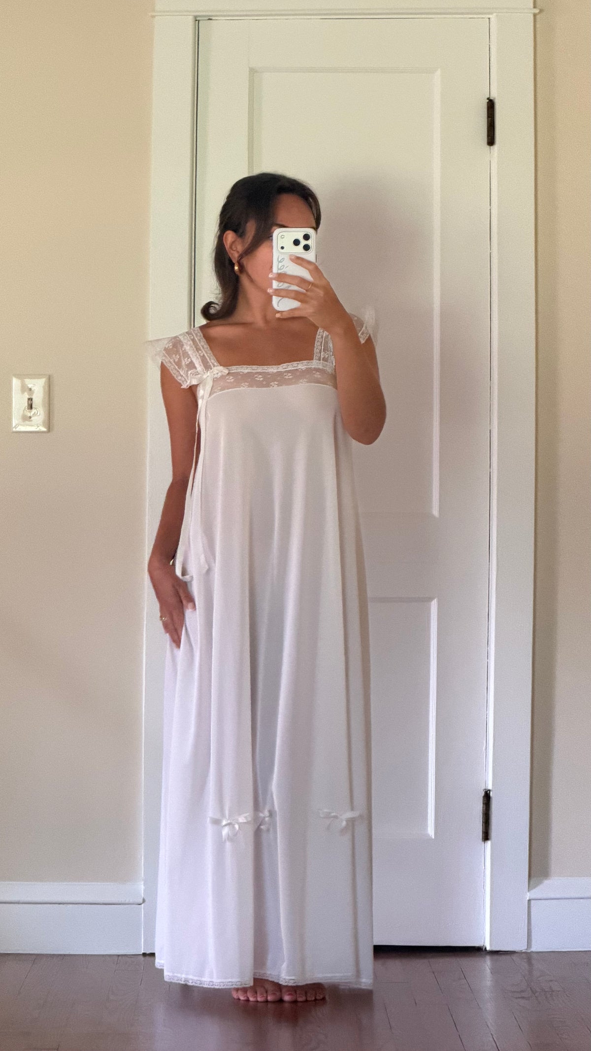 Flutter Sleeve Slip with Bow Details