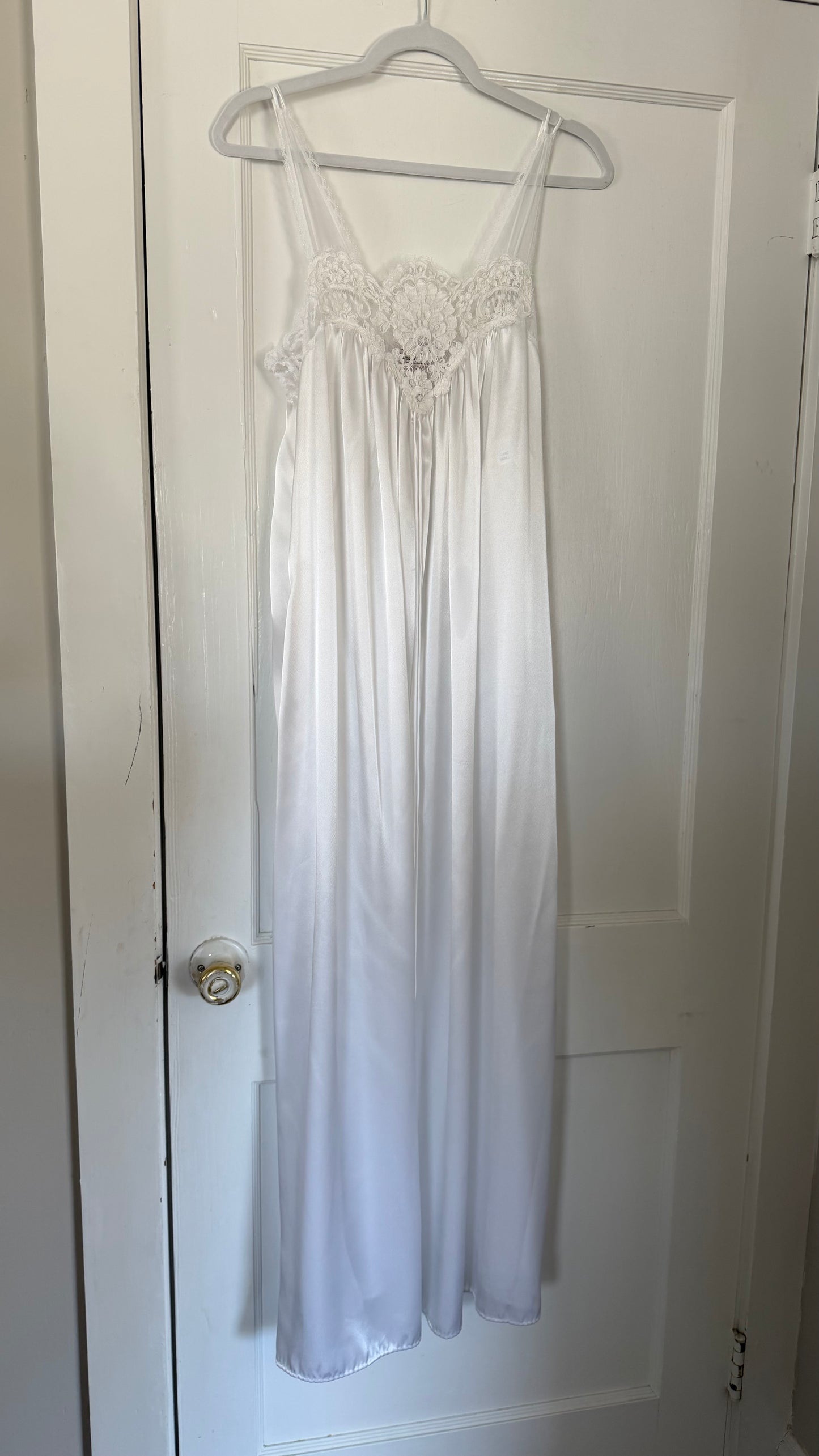 Rare Lace and Chiffon Detail Peignoir Set