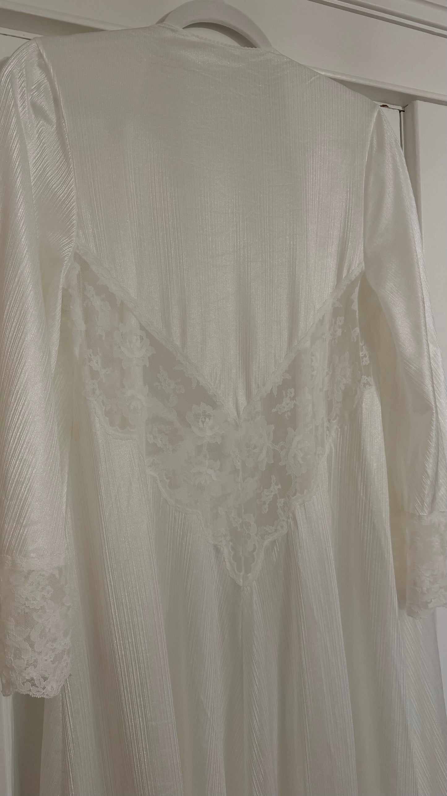 Lace-Detail Peignoir Set