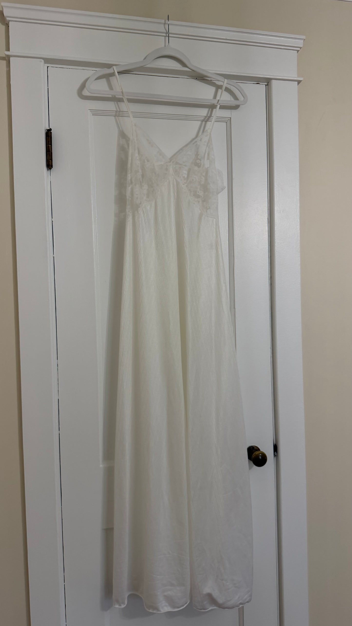 Lace-Detail Peignoir Set