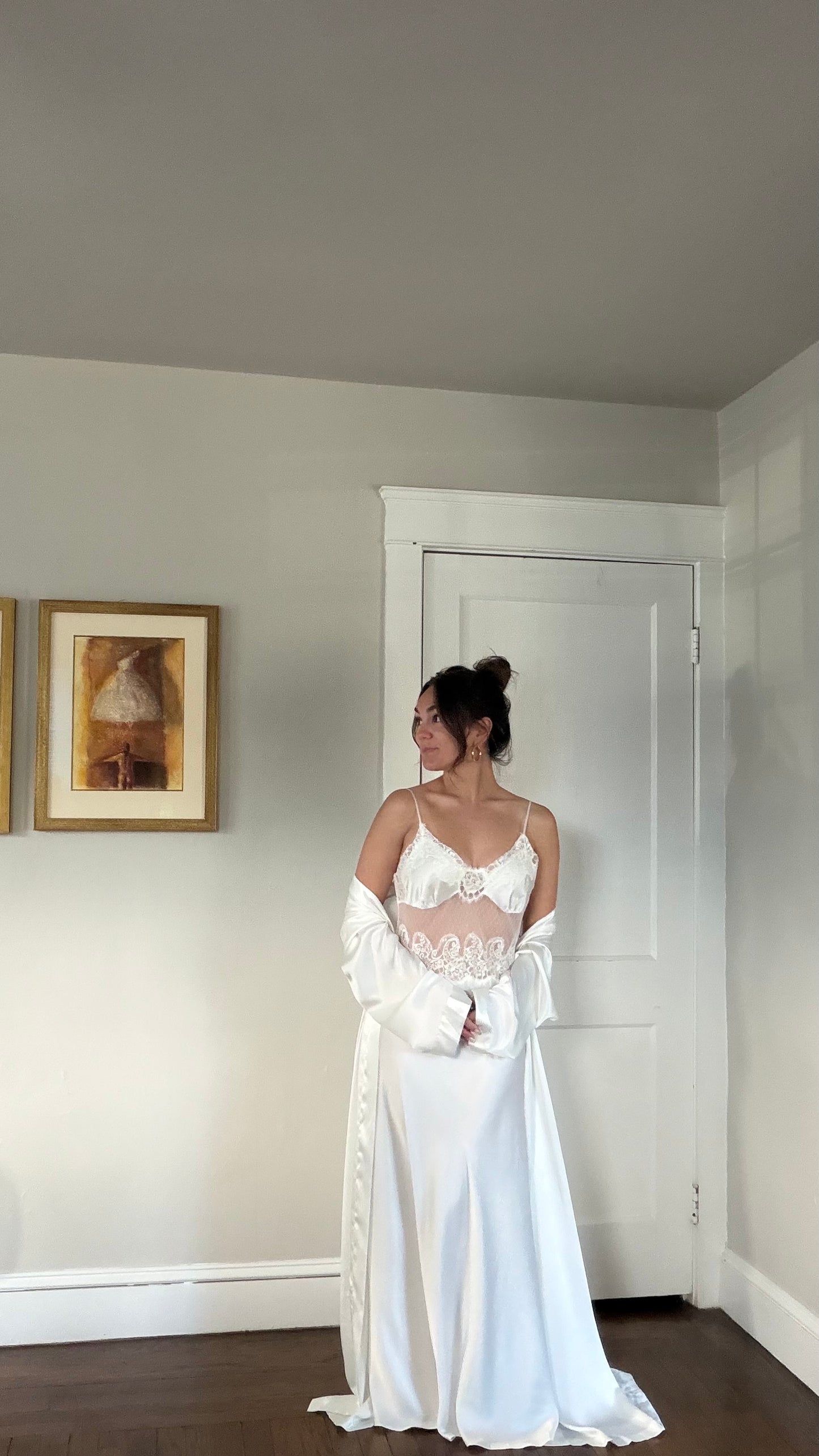 Rare Lace Detail Lace Peignoir Set