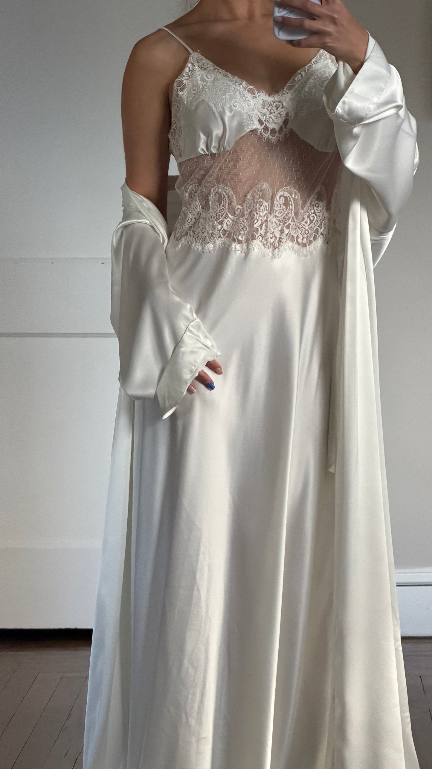 Rare Lace Detail Lace Peignoir Set